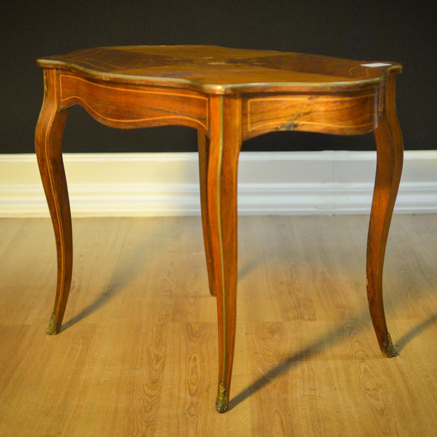 Napoleon III Writing Desk in Rosewood, France, 1880 For Sale 3