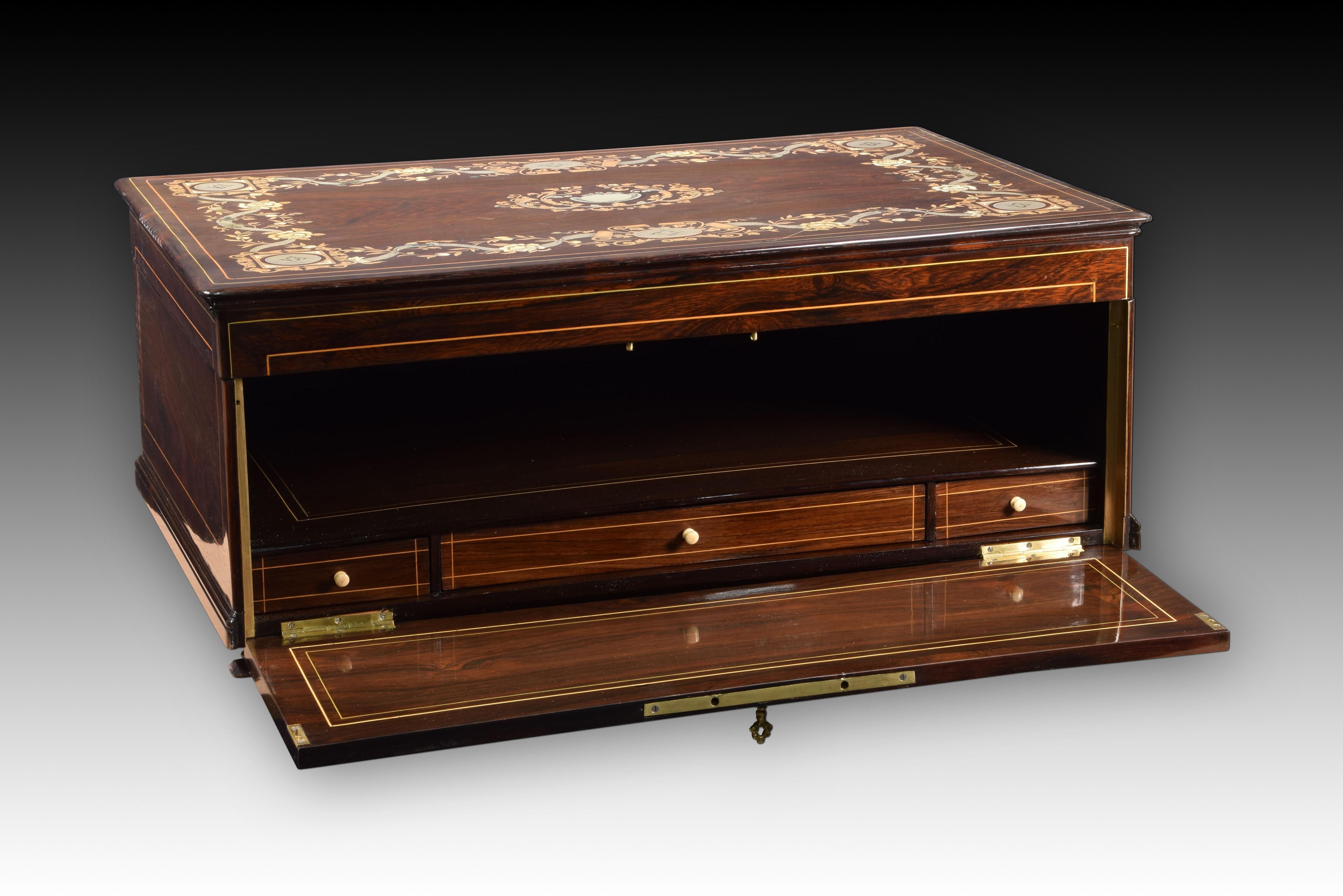 Napoleon III Writing Slope or Box, Marquetry, France, 19th Century In Good Condition For Sale In Madrid, ES