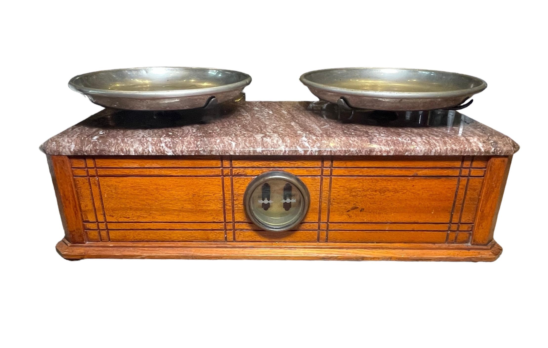XX secolo Scala in legno e marmo in stile Napoleone lll in vendita