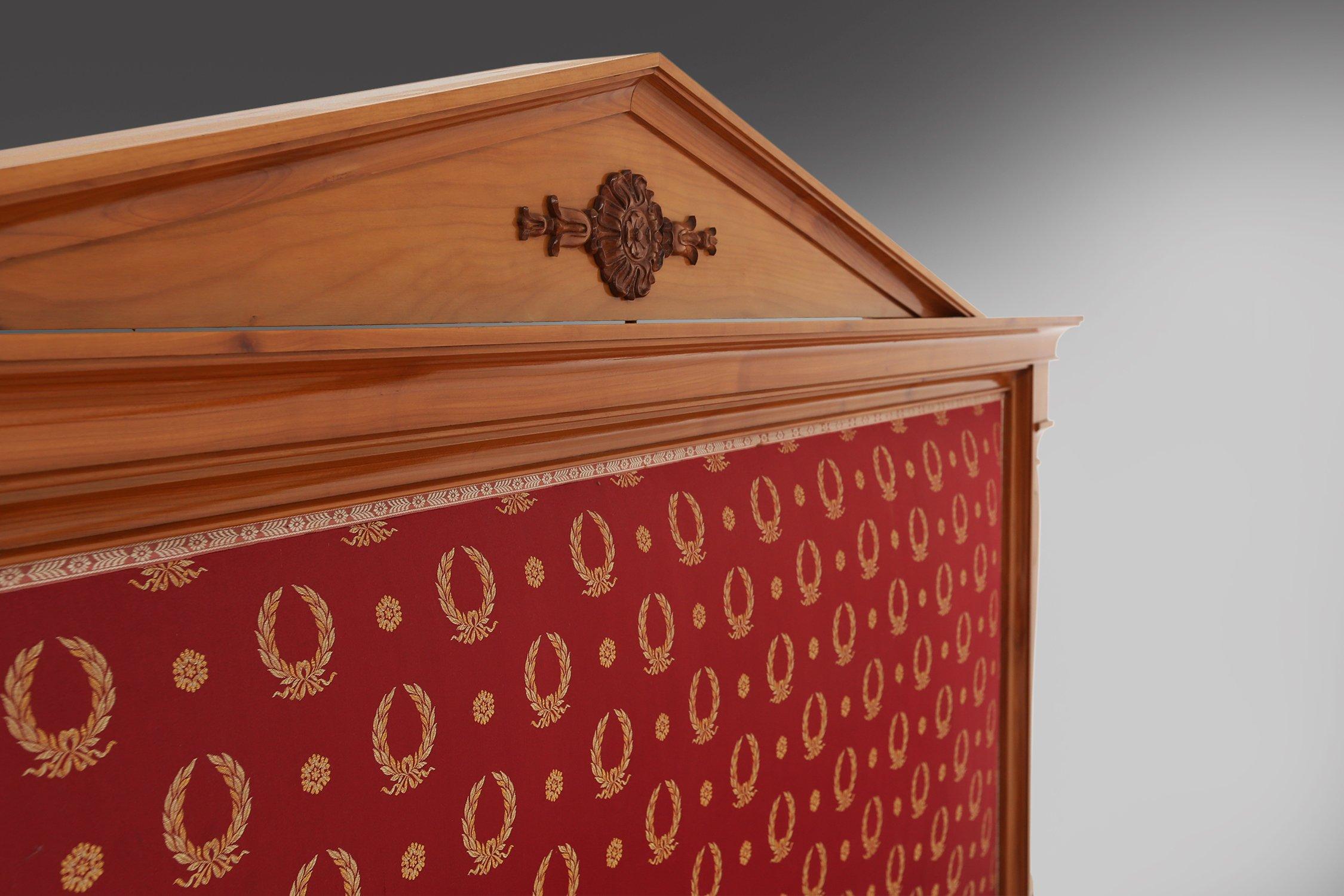 Sculpté Ensemble de chambre à coucher de style Napoléon par De Coene, ensemble de 4 en vente