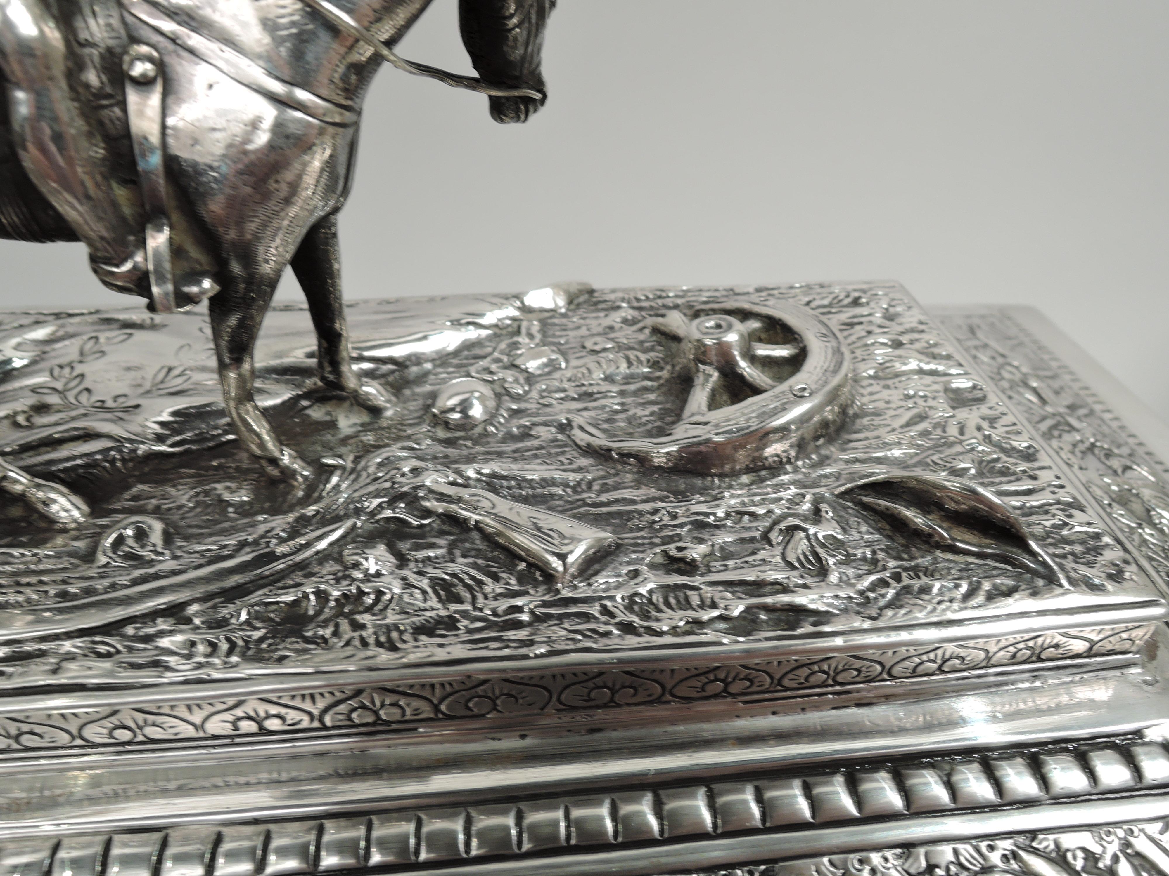 Napoleon Triumphant—Large Antique Silver Bonaparte Box In Good Condition In New York, NY