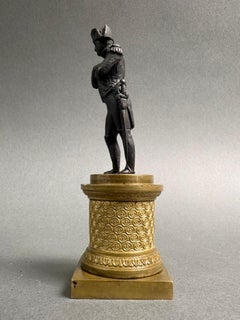 Estatuilla de Napoleón Bonaparte Miniatura de bronce dorado circa 1820-30
