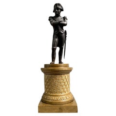 Estatuilla de Napoleón Bonaparte Miniatura de bronce dorado circa 1820-30