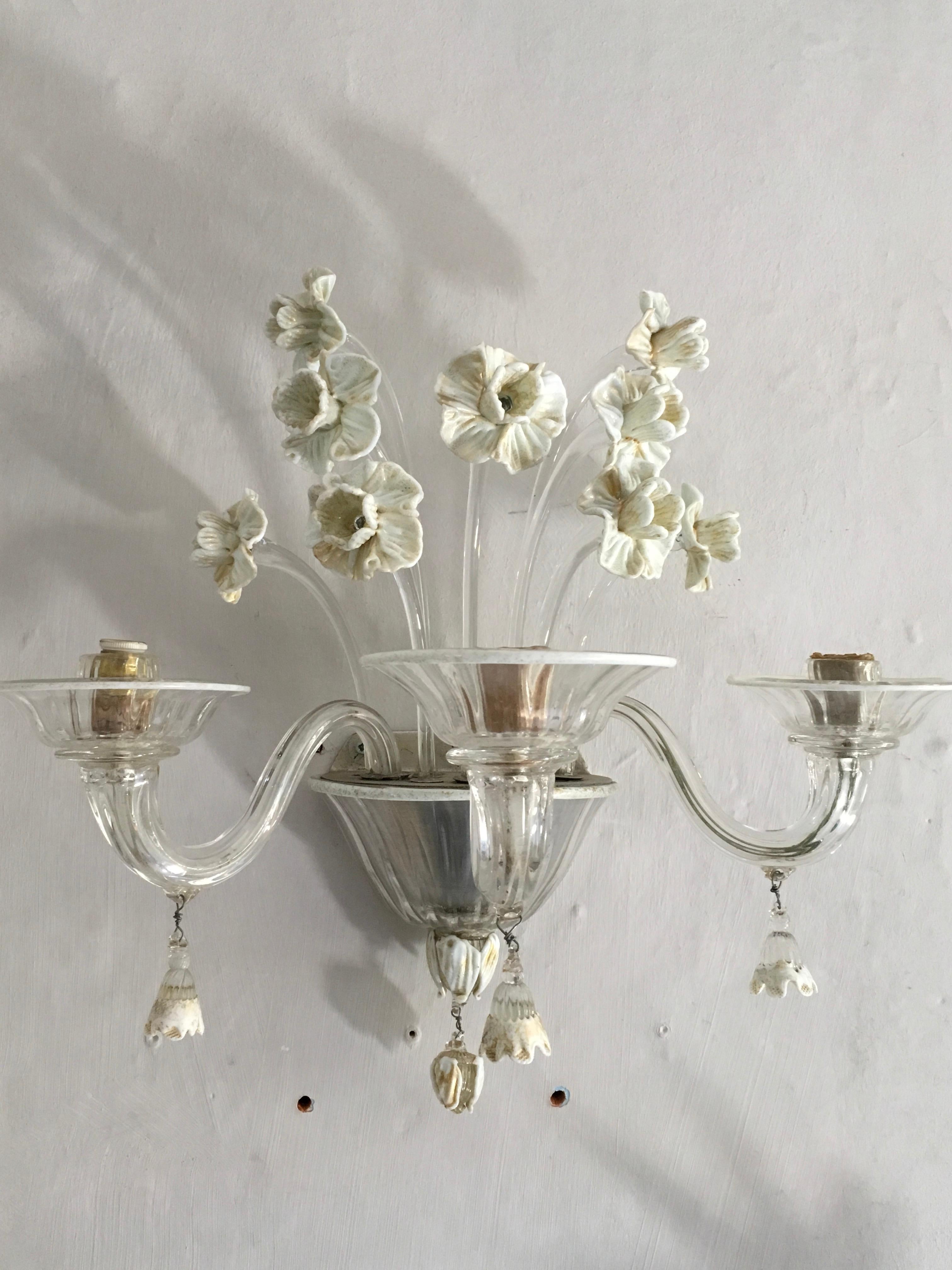 Two glass wall lights designed by Napoleone Martinuzzi in 1926-1930 and produced by Venini, Murano.
 