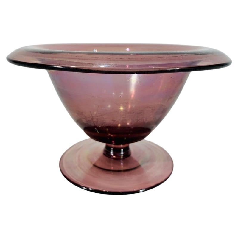 Napoleone Martinuzzi Murano glass violet iridescent circa 1930 bowl. For Sale