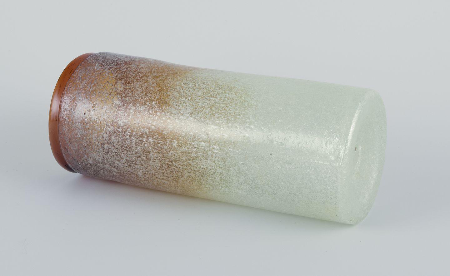 Milieu du XXe siècle Napoleone Martinuzzi, Venini, Murano. Ensemble de six verres hauts en verre d'art. en vente