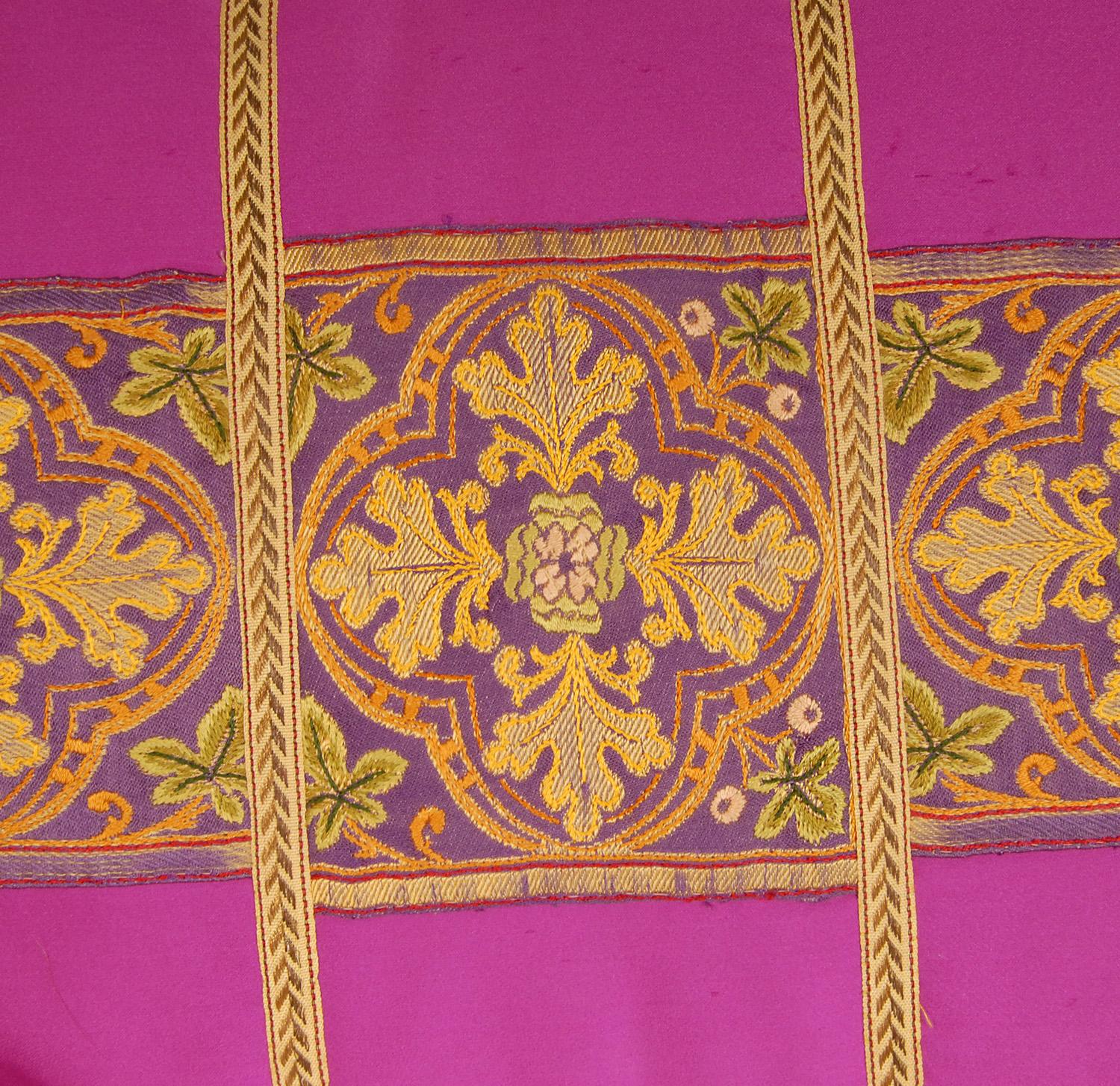 Cuscino Impero Napoleonico Ricamo in filo di seta francese nappe di seta casula In condizioni buone in vendita a Wommelgem, VAN