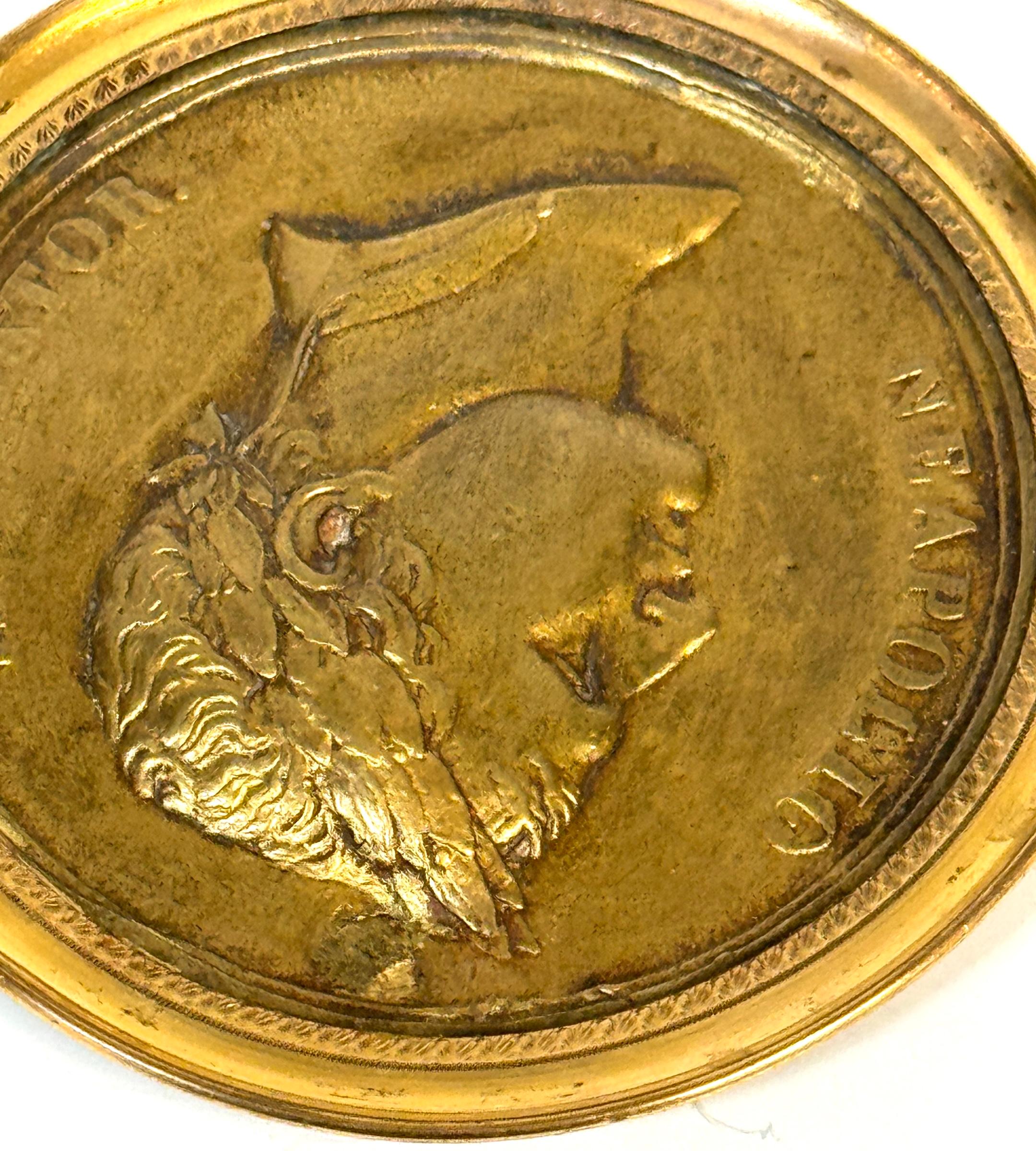 Napoleonic Gilt-Bronze Portrait Medallion Napoleon, by Carlier Fecit, 1804-1806 For Sale 2