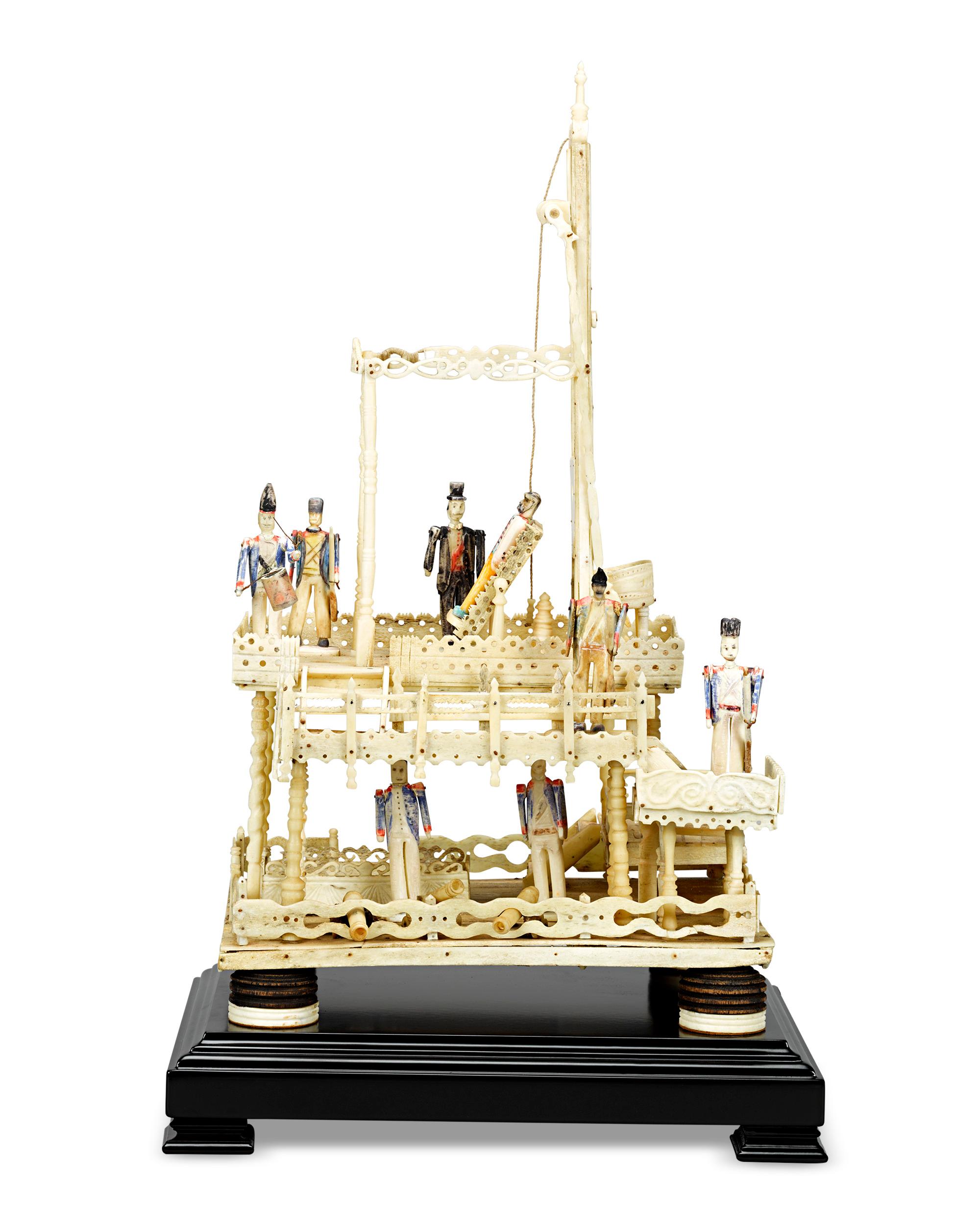 Incroyable et extrêmement rare artefact de l'histoire mondiale, ce modèle de guillotine en os de mouton a été créé pendant les guerres napoléoniennes par un prisonnier de guerre français. De nombreux détenus des camps de prisonniers de guerre