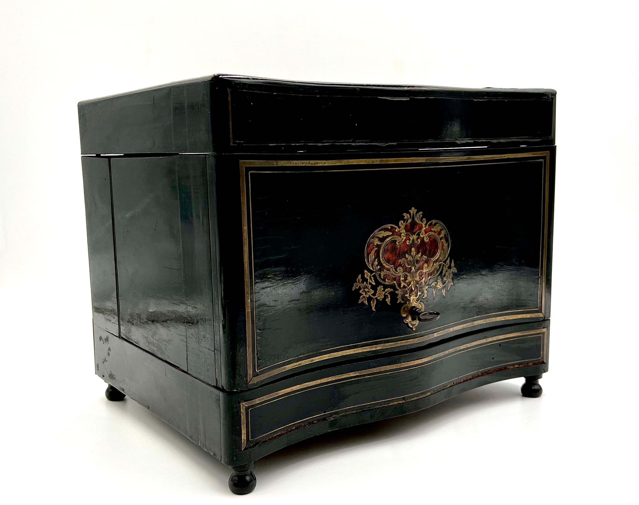 Napoleonic Tantalus Liquor Cabinet, 19th Century For Sale 4