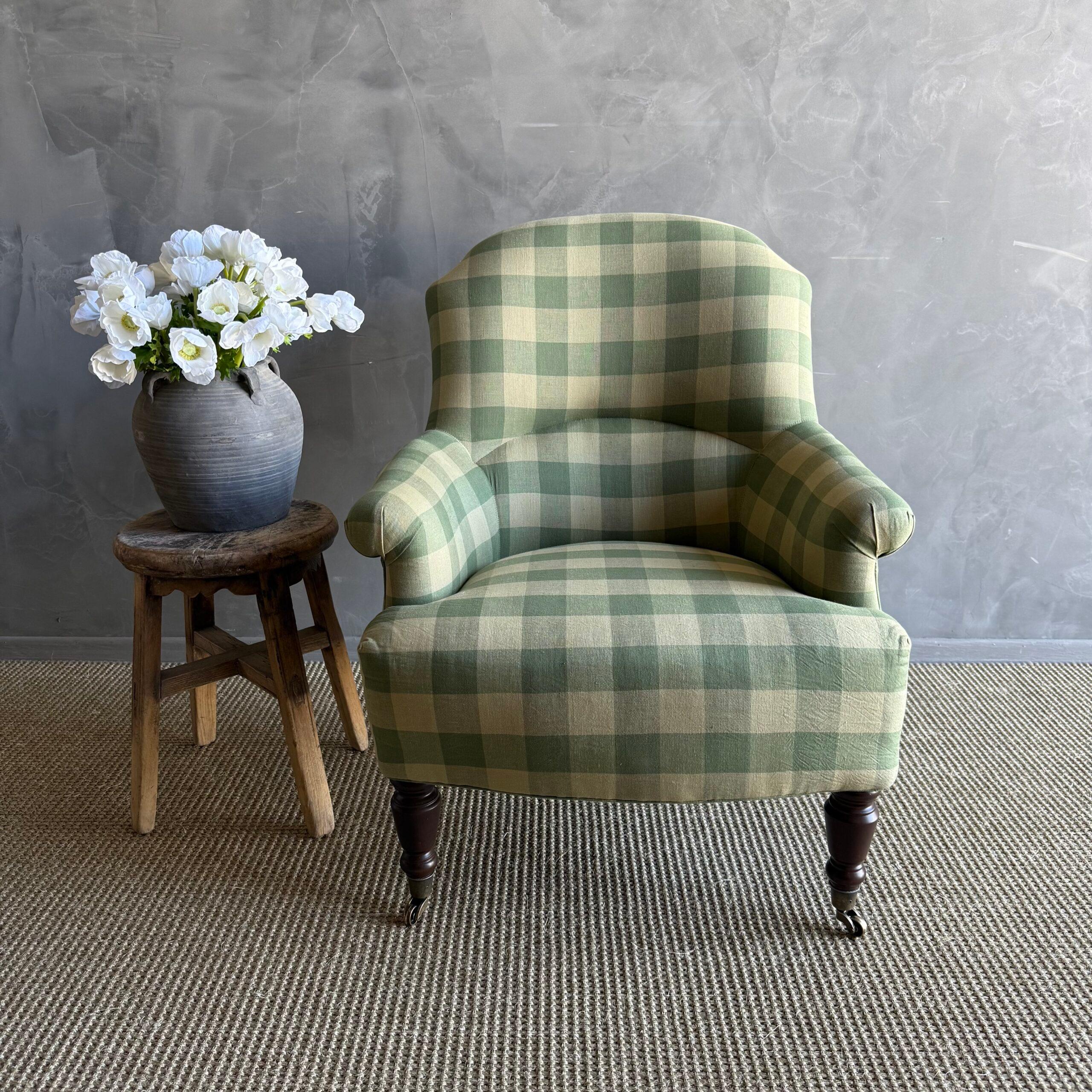 Contemporary Napoli Reproduction Club Chair in Natural Cotton Canvas For Sale