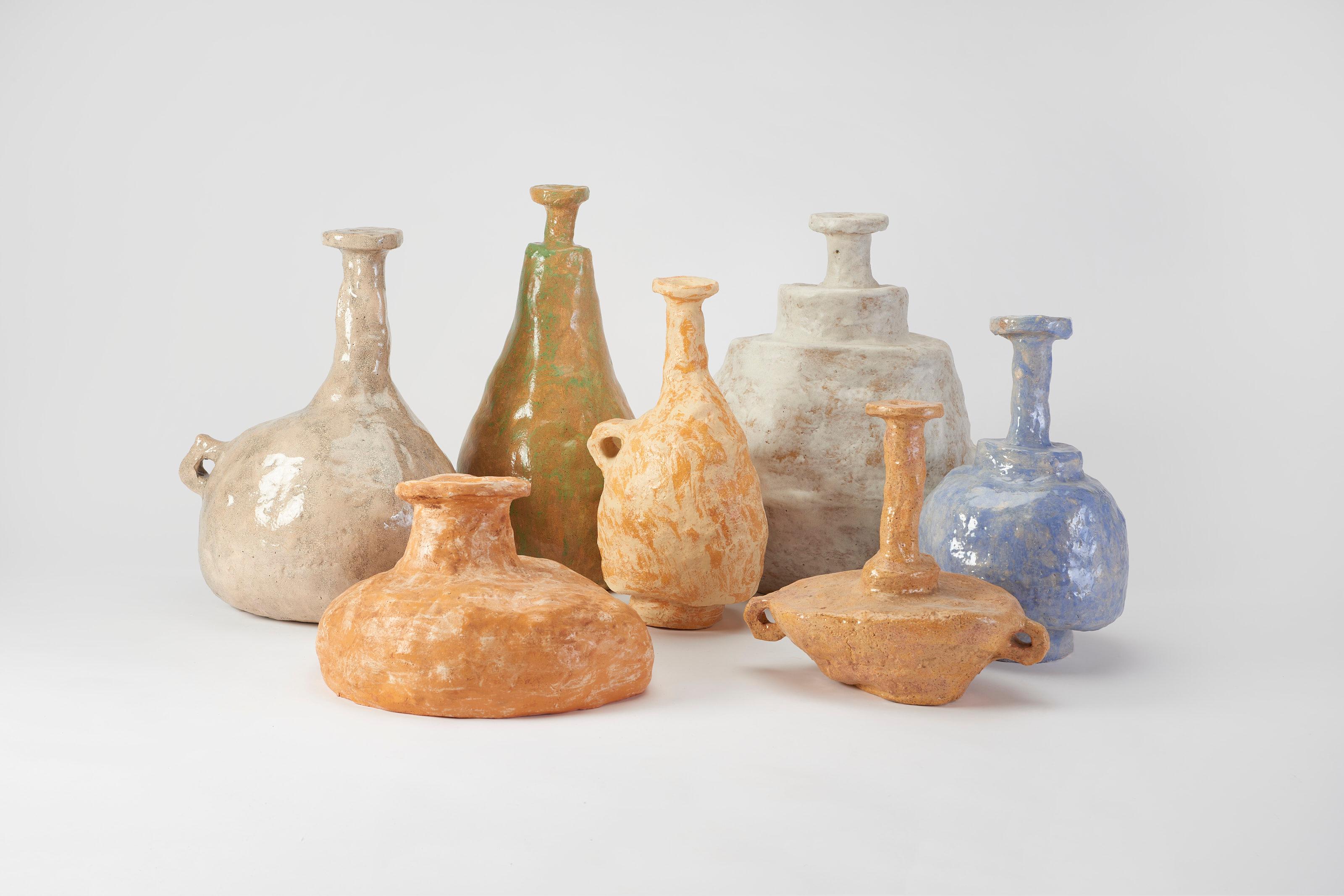 Contemporary Hand-sculpted Off-White Glazed Ceramic Pot by Willem Van Hooff In New Condition For Sale In Geneve, CH