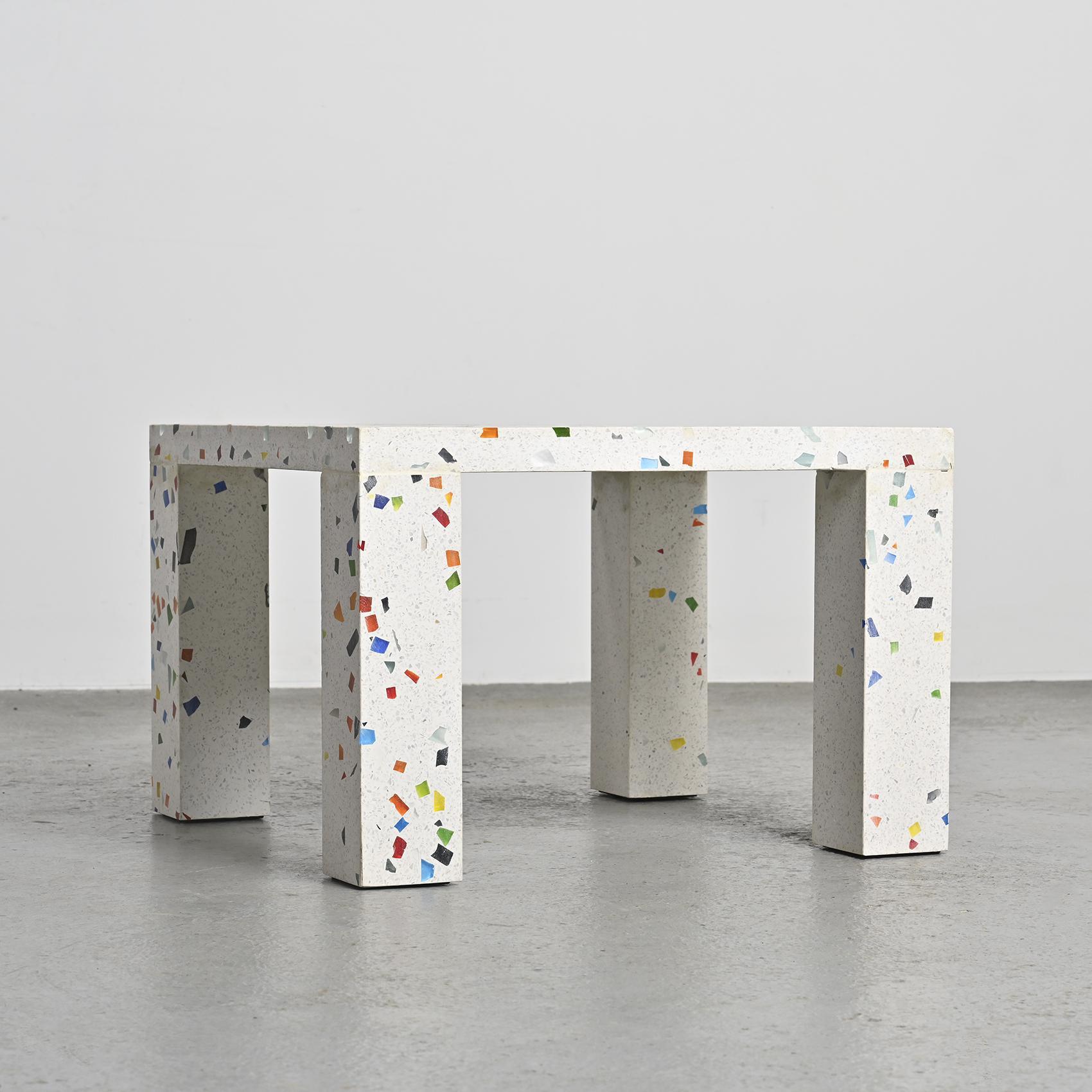 italien Table basse Nara de Shiro Kuramata pour Memphis Milano, 1983 en vente