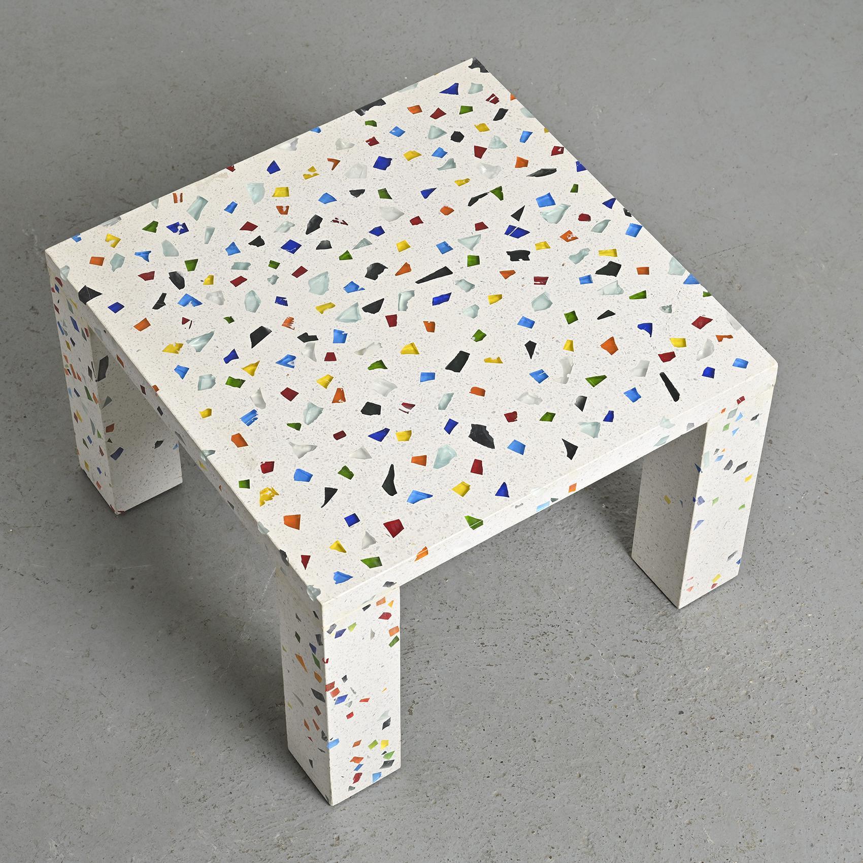 20ième siècle Table basse Nara de Shiro Kuramata pour Memphis Milano, 1983 en vente
