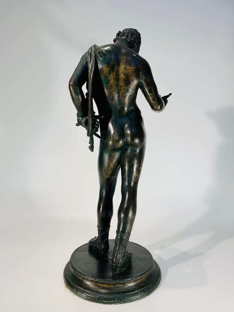 Narciso italienische pompejanische Reproduktion Bronze um 1900. (Internationaler Stil) im Angebot