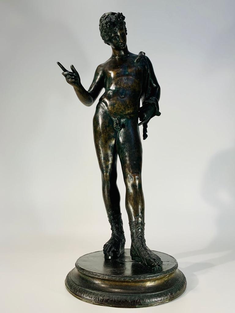 Narciso italian pompeian reproduction bronze circa 1900. In Good Condition For Sale In Rio De Janeiro, RJ