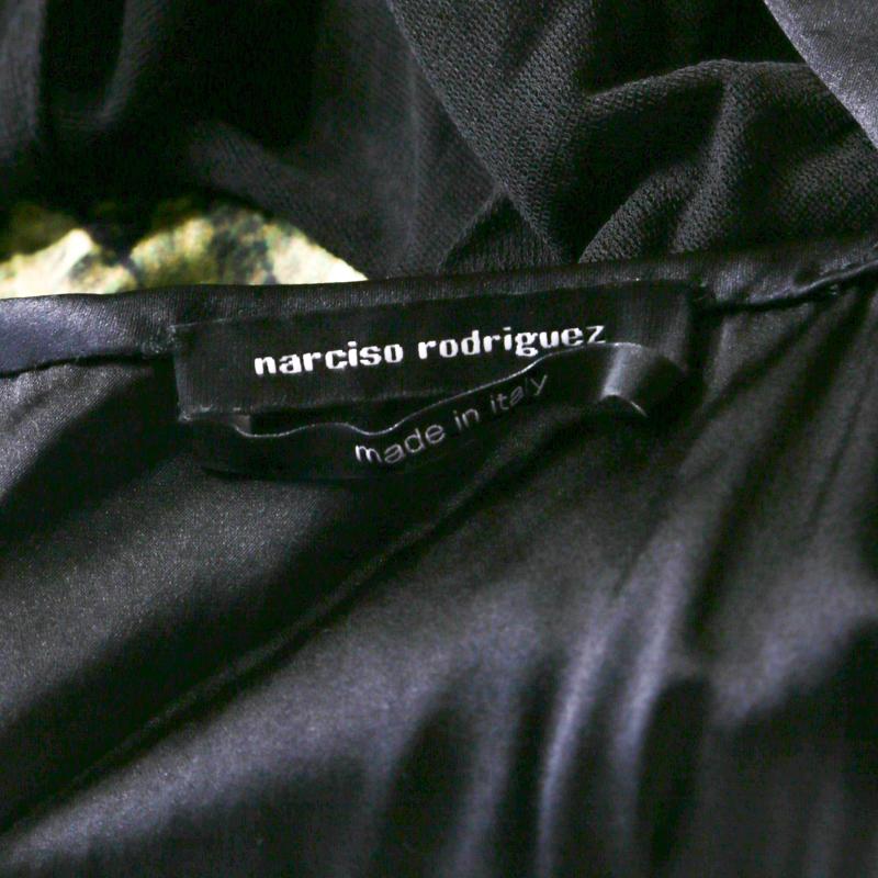 Narciso Rodriguez Green Satin and Black Mesh Overlay Sleeveless Dress M In Good Condition In Dubai, Al Qouz 2