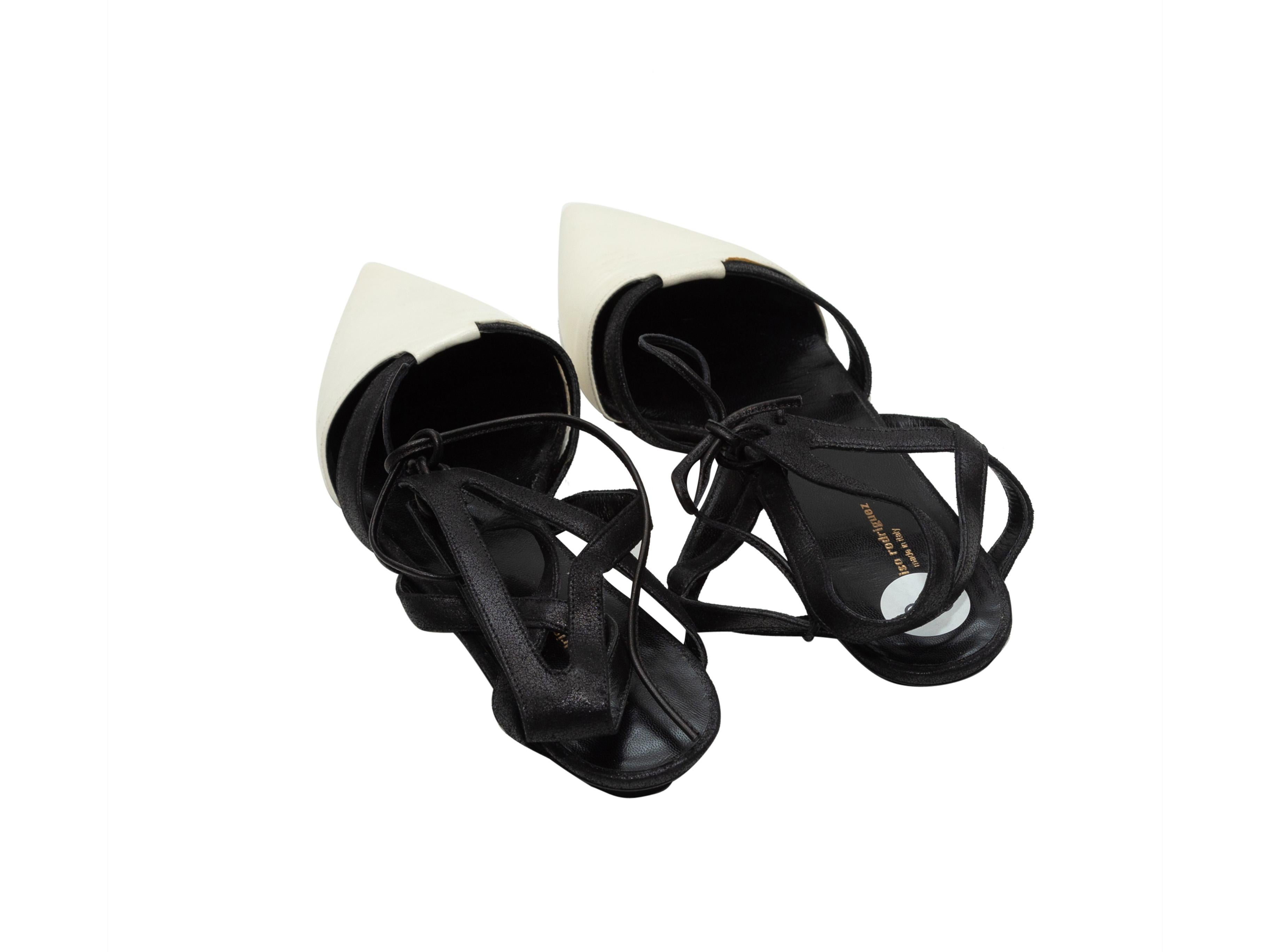 Narciso Rodriguez White & Black Pointed-Toe Flats In Excellent Condition In New York, NY