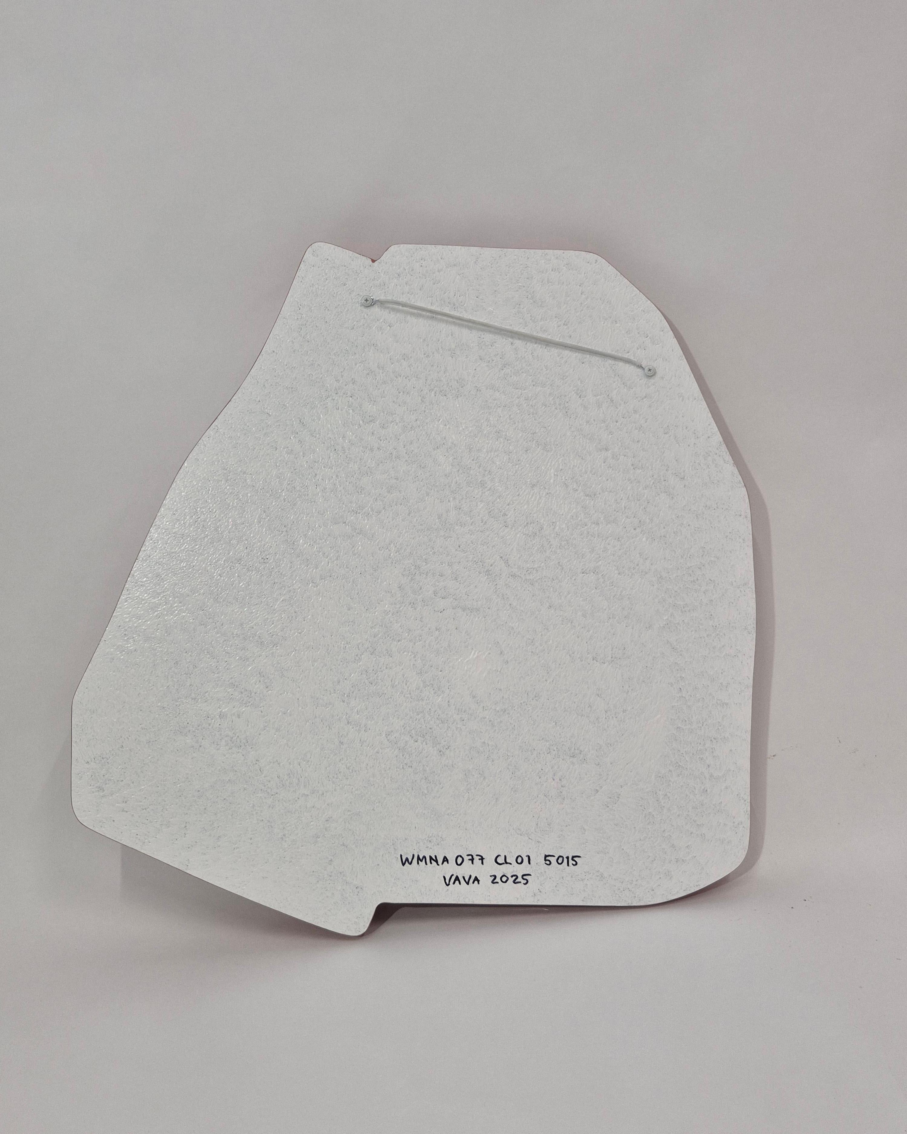 Suédois Miroir mural Narcissi en corail foncé, fabriqué à la main en Suède par VAVA Objects en vente