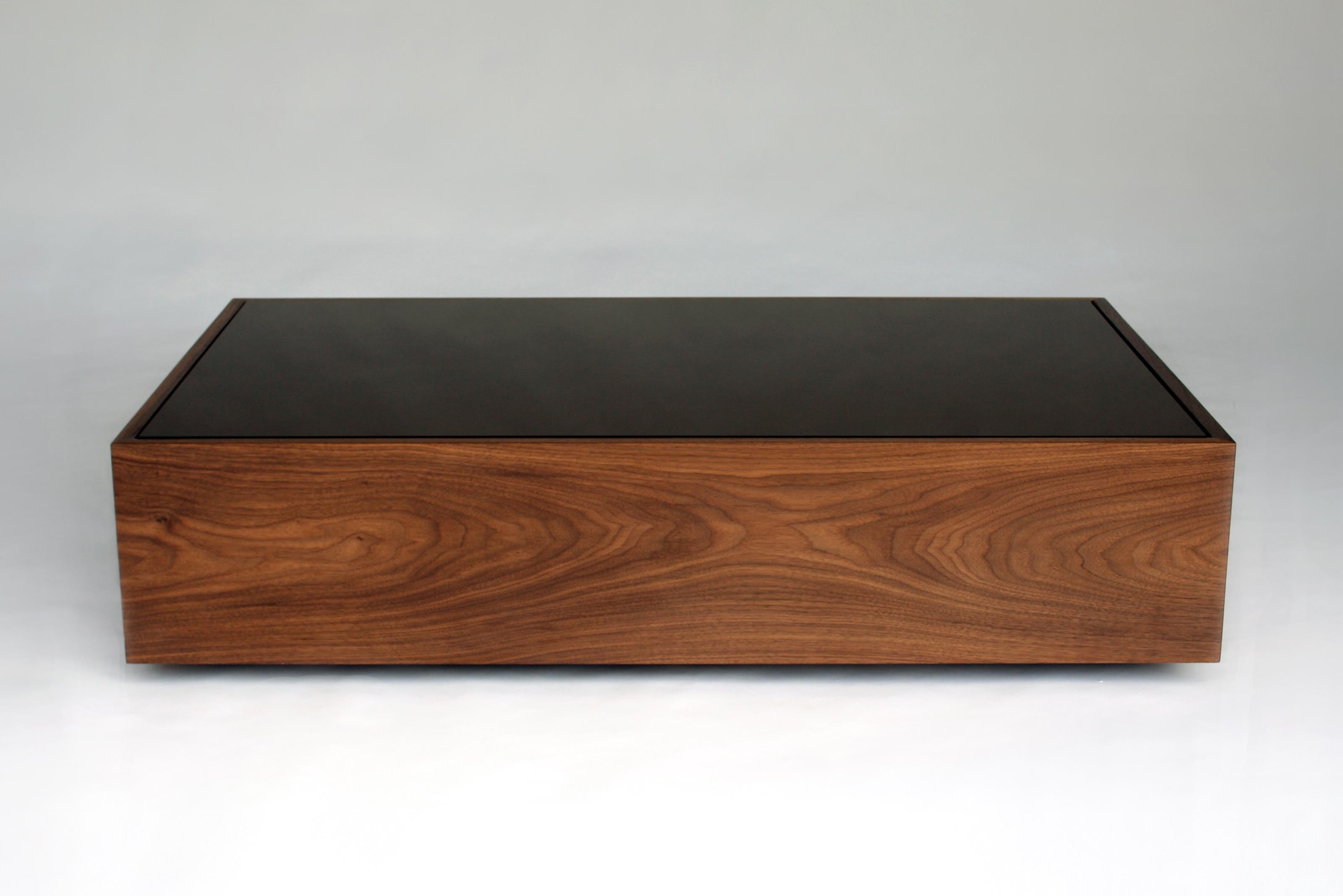 XXI secolo e contemporaneo Narcissist Table- Vers B, by Phase Design in vendita