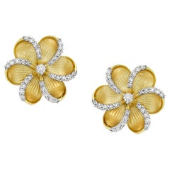 Narcissus Flower Shaped Carved Studs in 14k Yellow Gold Equipped with Diamonds