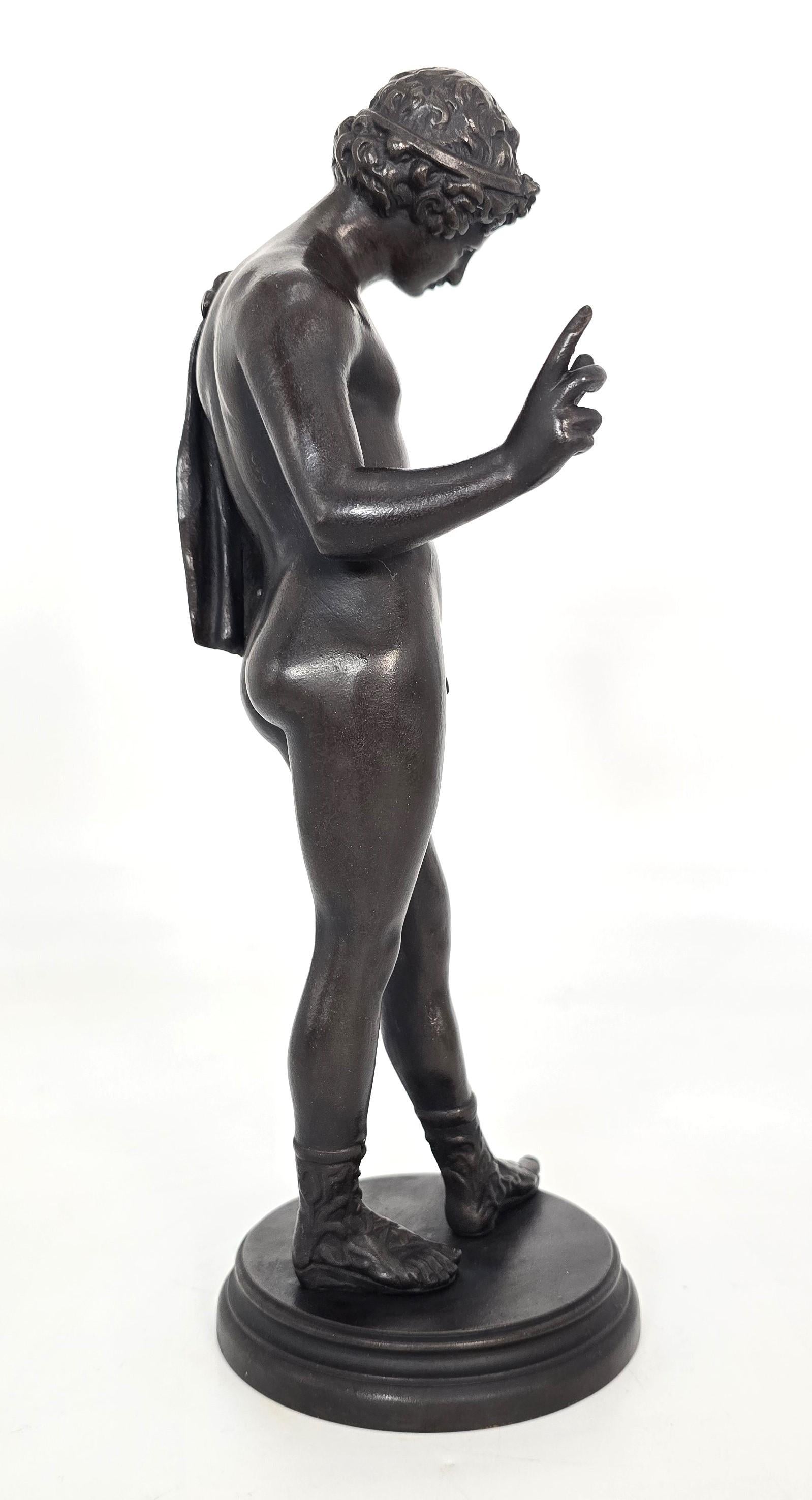 XIXe siècle Narcisse, sculpture en bronze italienne de grand tour vers 1890 en vente