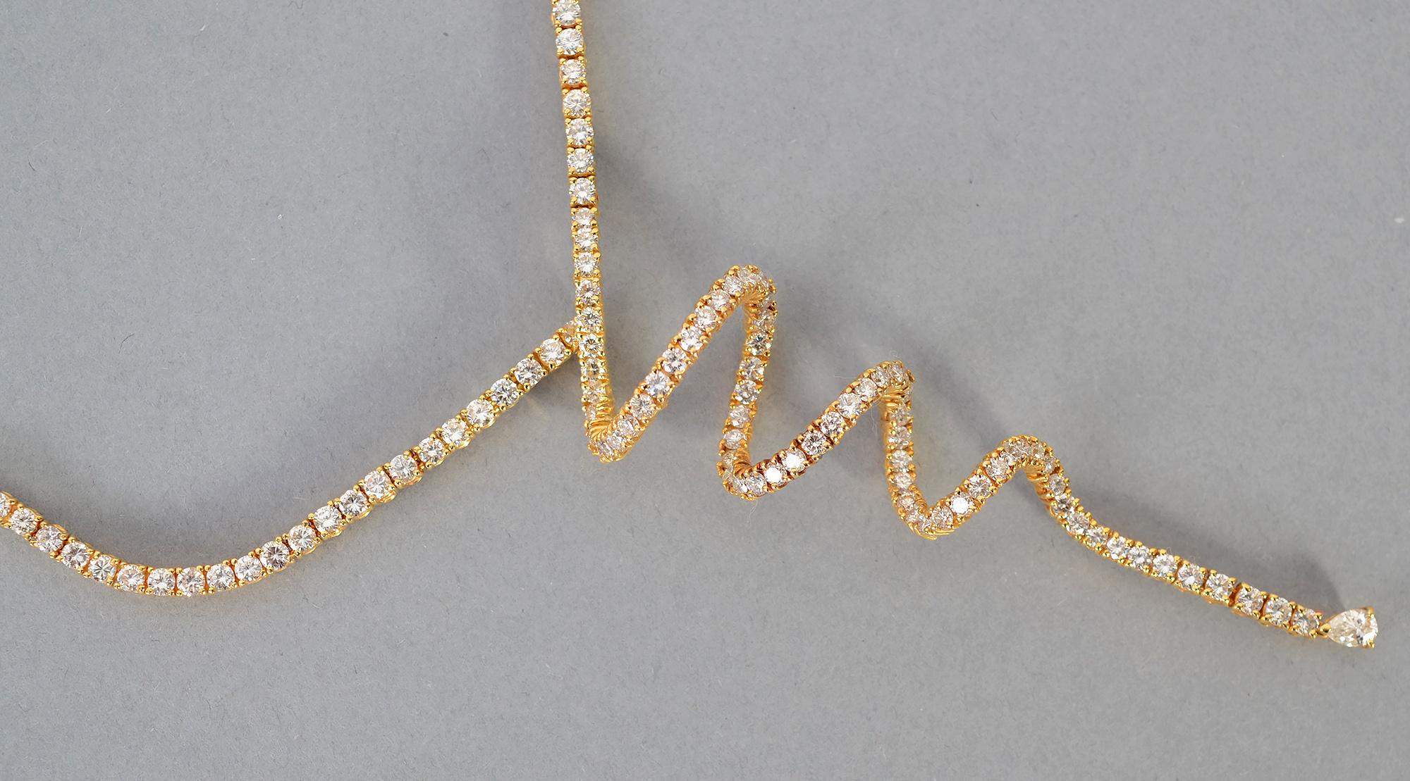 Pear Cut Nardi Diamond Swirl Choker Necklace For Sale
