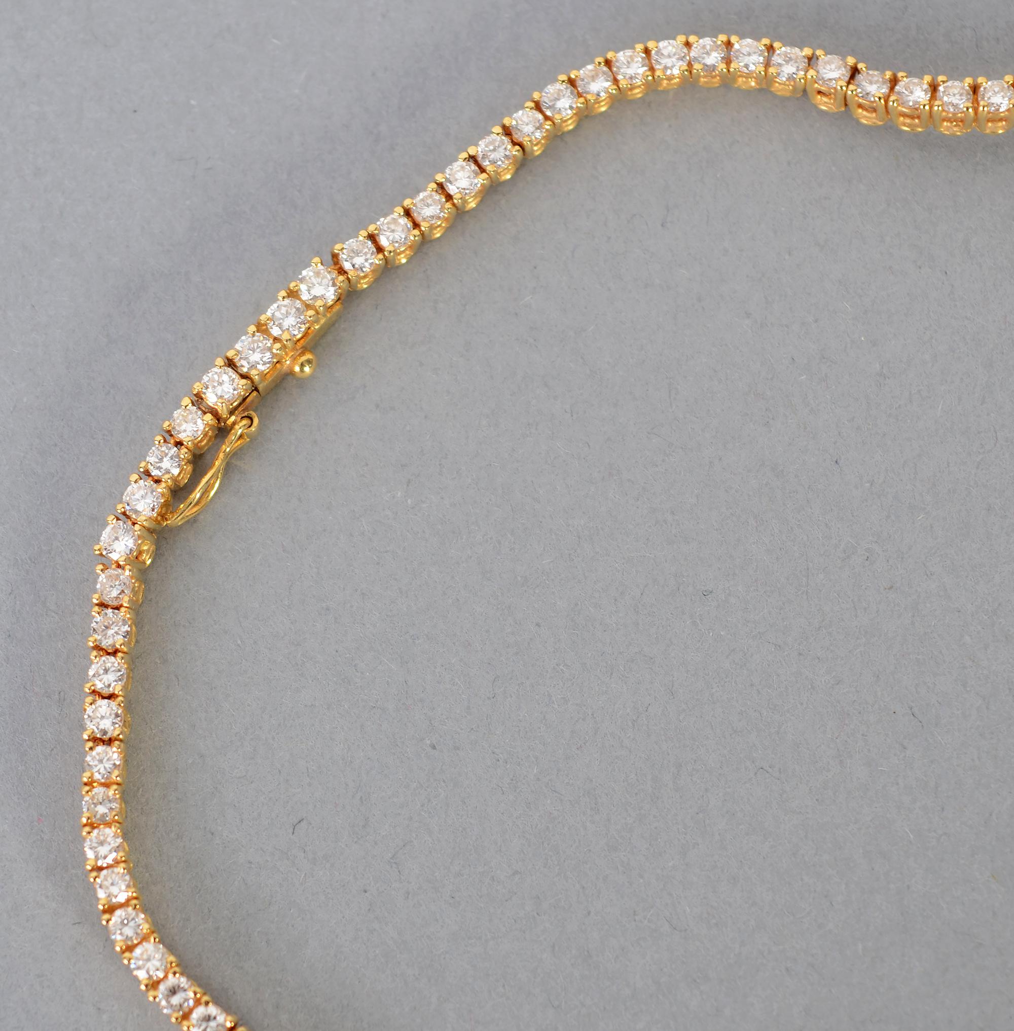 Nardi Collier ras du cou tourbillon de diamants en vente 1