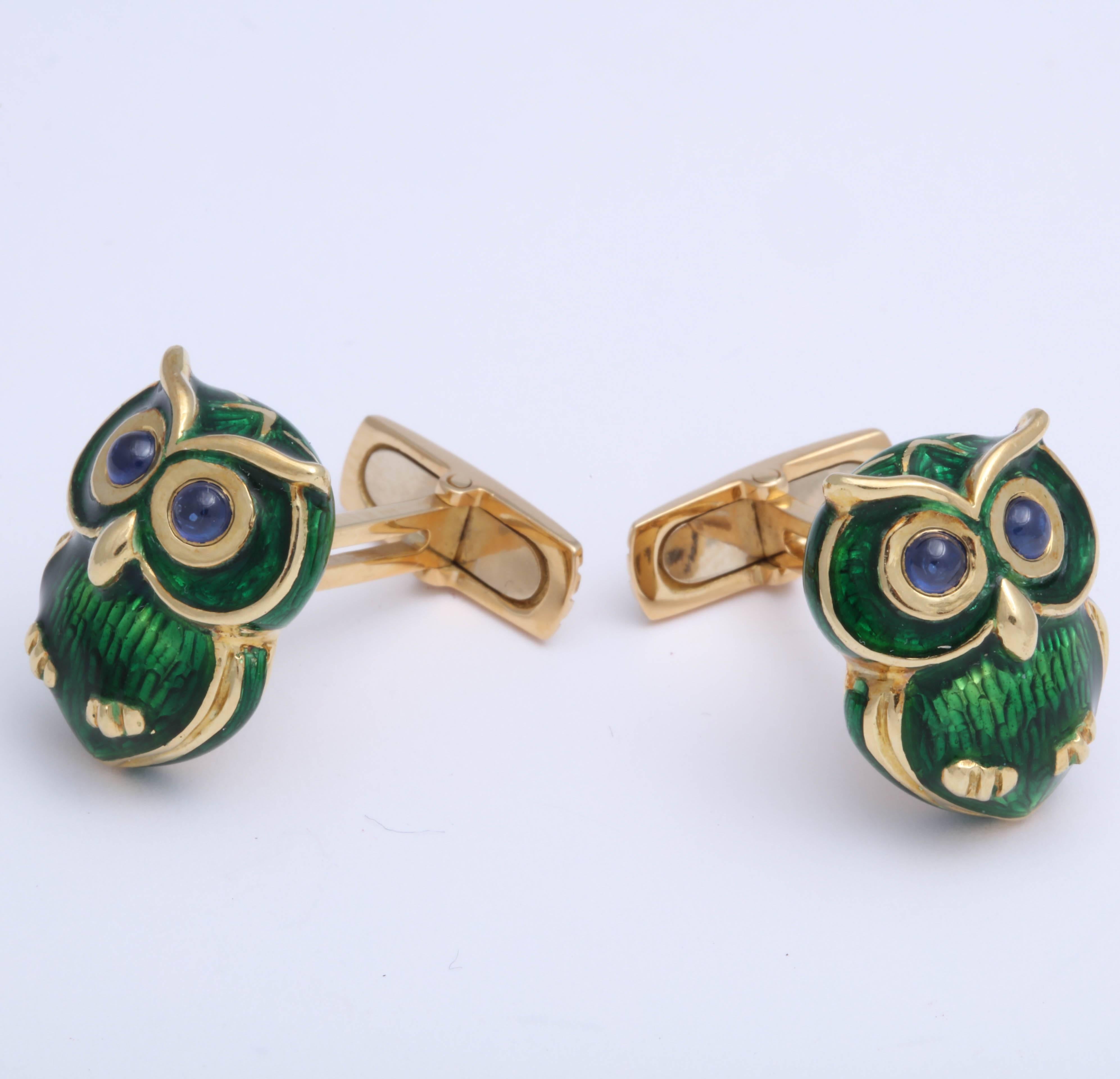Nardi Green Enamel Cufflinks with Cabochon Sapphire Eyes In Excellent Condition In New York, NY