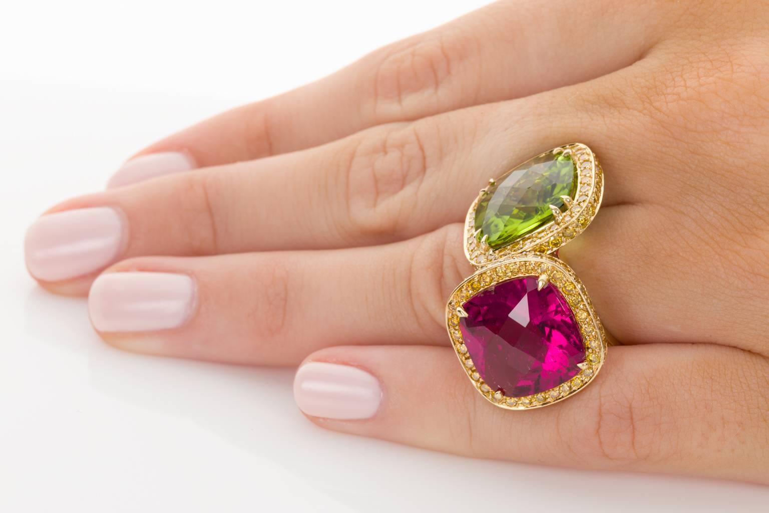 Nardi Rubellite Tourmaline, Peridot and Yellow Diamond Cocktail Rings For Sale 7