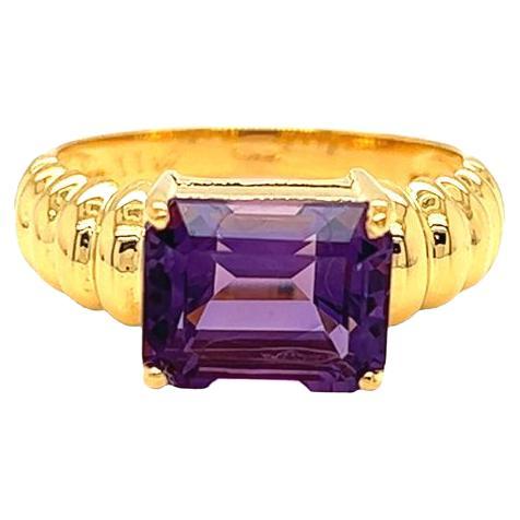 Nari Fine Jewels Emerald Cut Amethyst Fluted Dome Ring 14K Yellow Gold For Sale