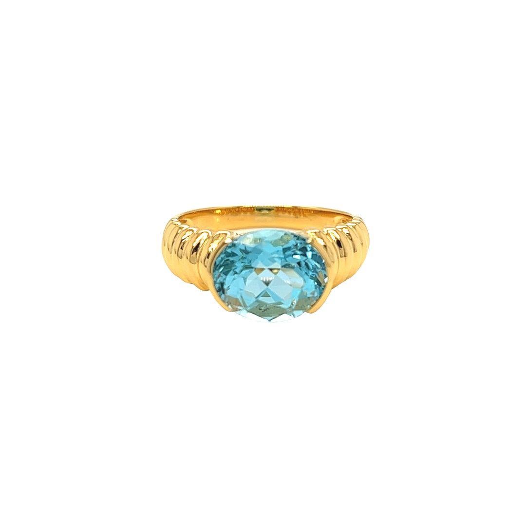 Women's Nari Fine Jewels Oval Blue Topaz Fluted Dome Ring 14K Yellow Gold For Sale
