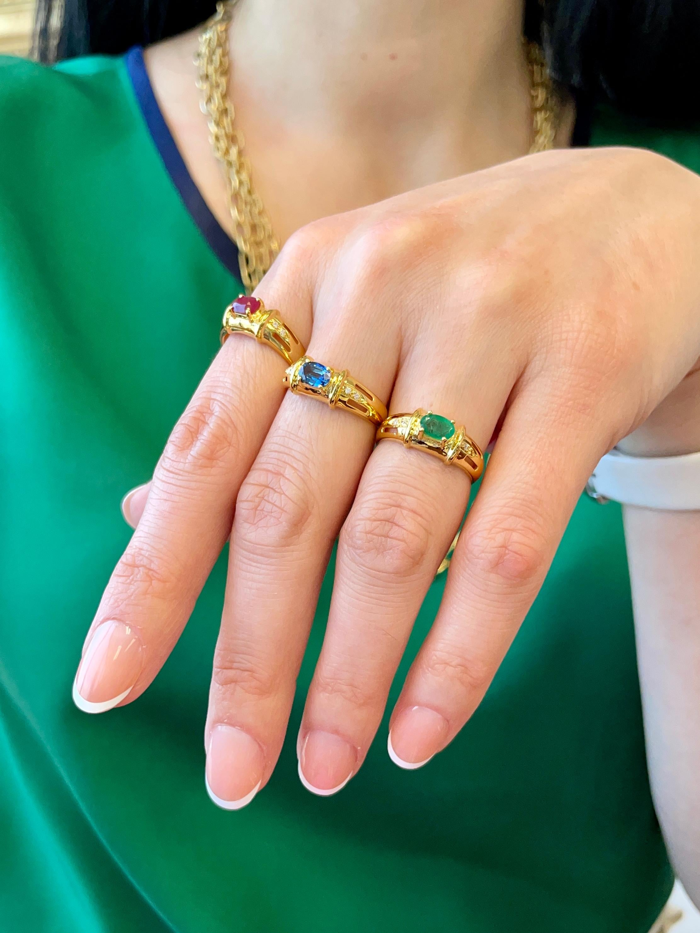 Anillo de oro amarillo de 14 quilates con rubí ovalado y diamantes Nari Fine Jewels en venta 2