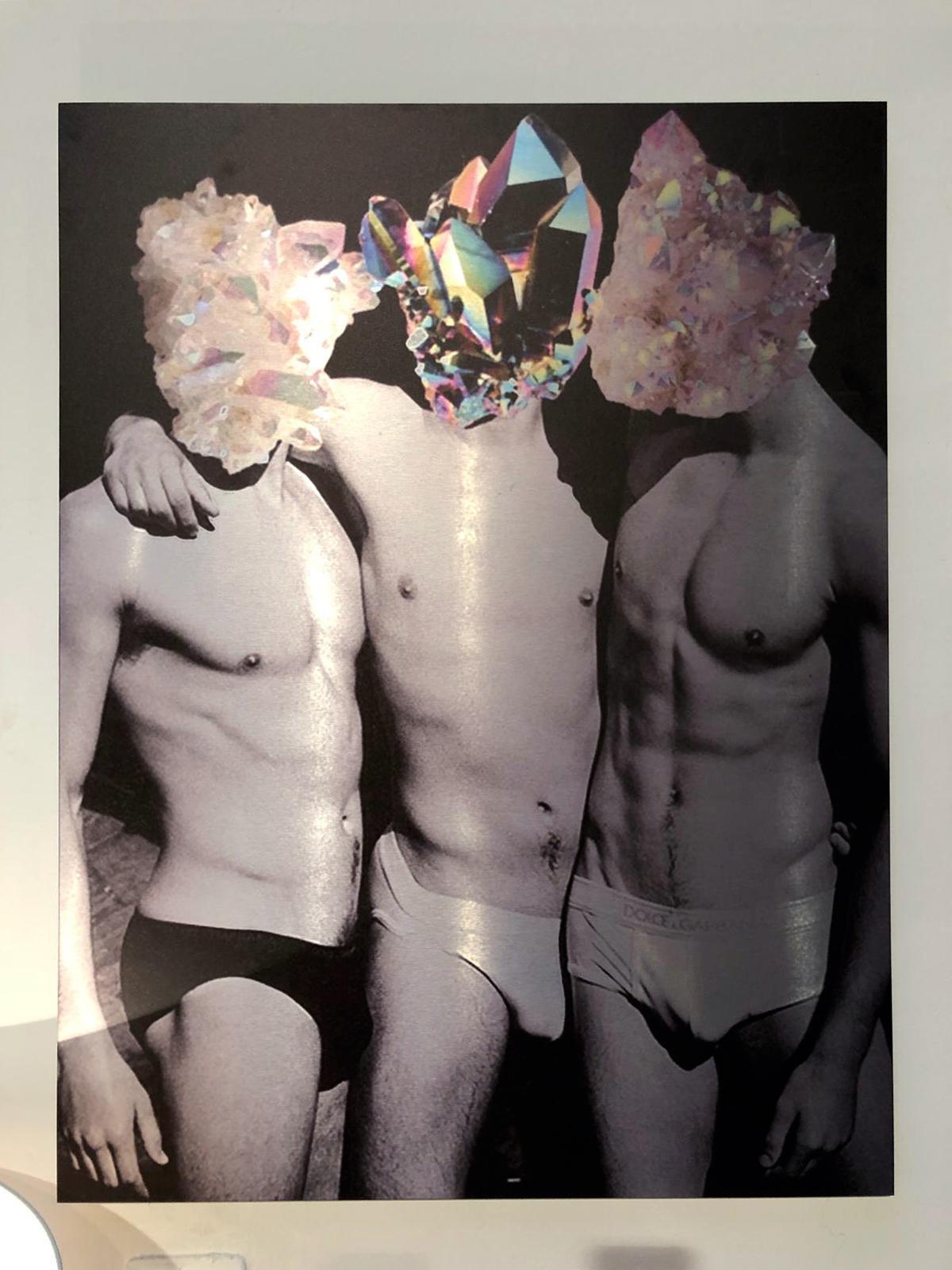 Crystals + boys in underwear digital collage print by Spanish artist Naro Pinosa, made famous in social media. Unique signed-by-artist piece. Authenticity certificated.
Printed on aluminum sheet on metallic frame. Silver finish.