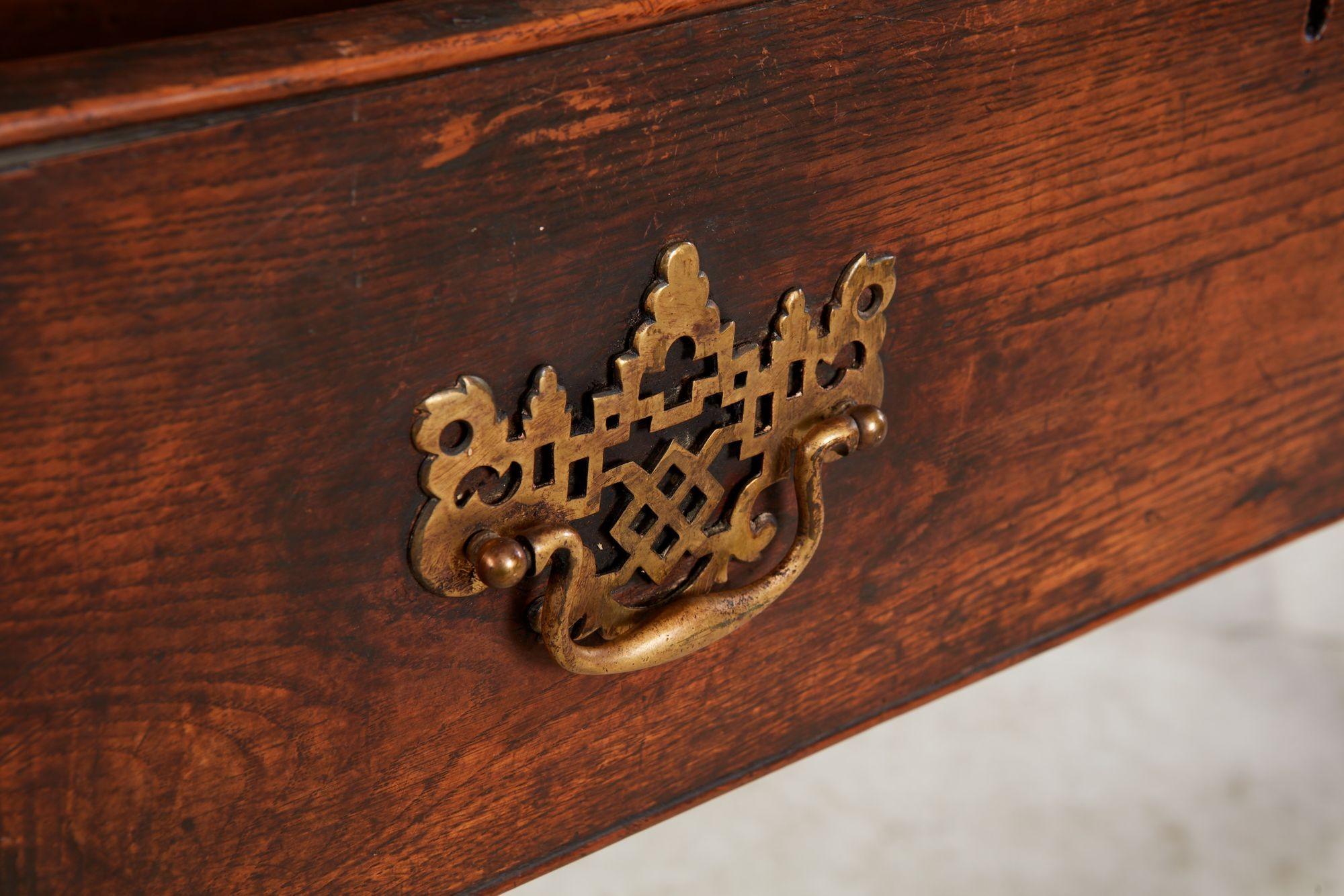 Narrow 18th c. Well-Patinated English Oak Sideboard For Sale 9