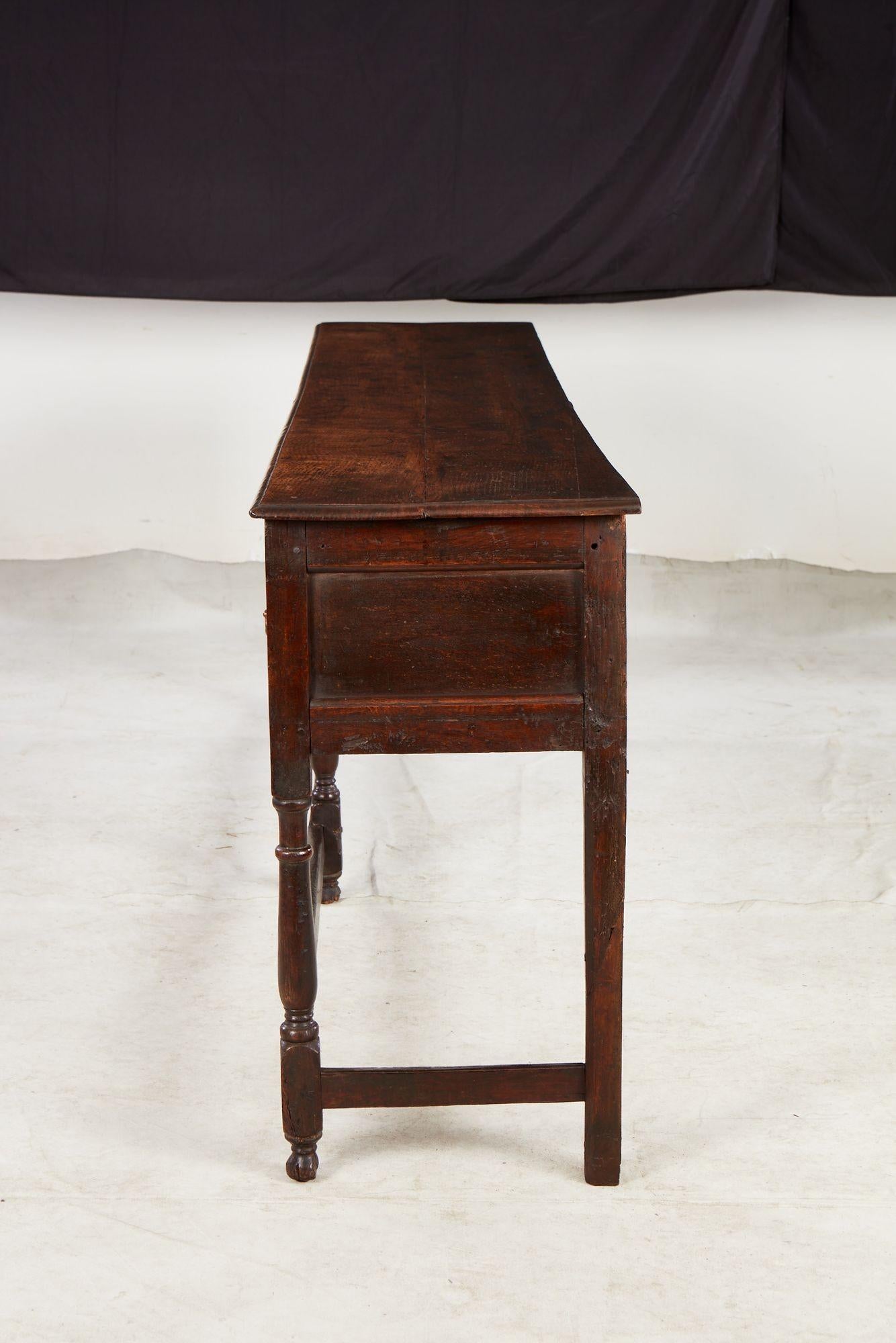 Narrow 18th c. Well-Patinated English Oak Sideboard For Sale 3