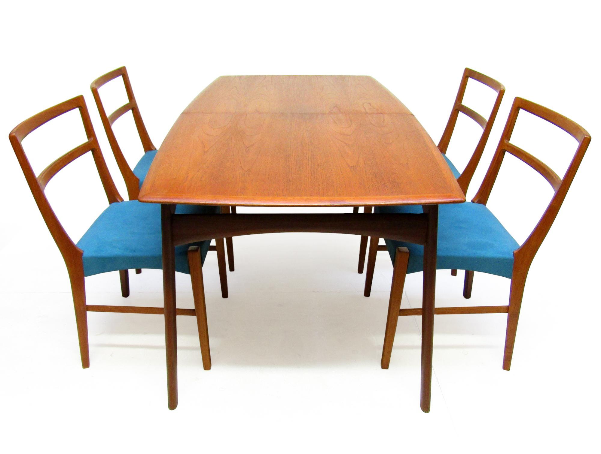 Quercia Narrow 1960s Danish Extending Banqueting Table In Teak By Arne Hovmand Olsen