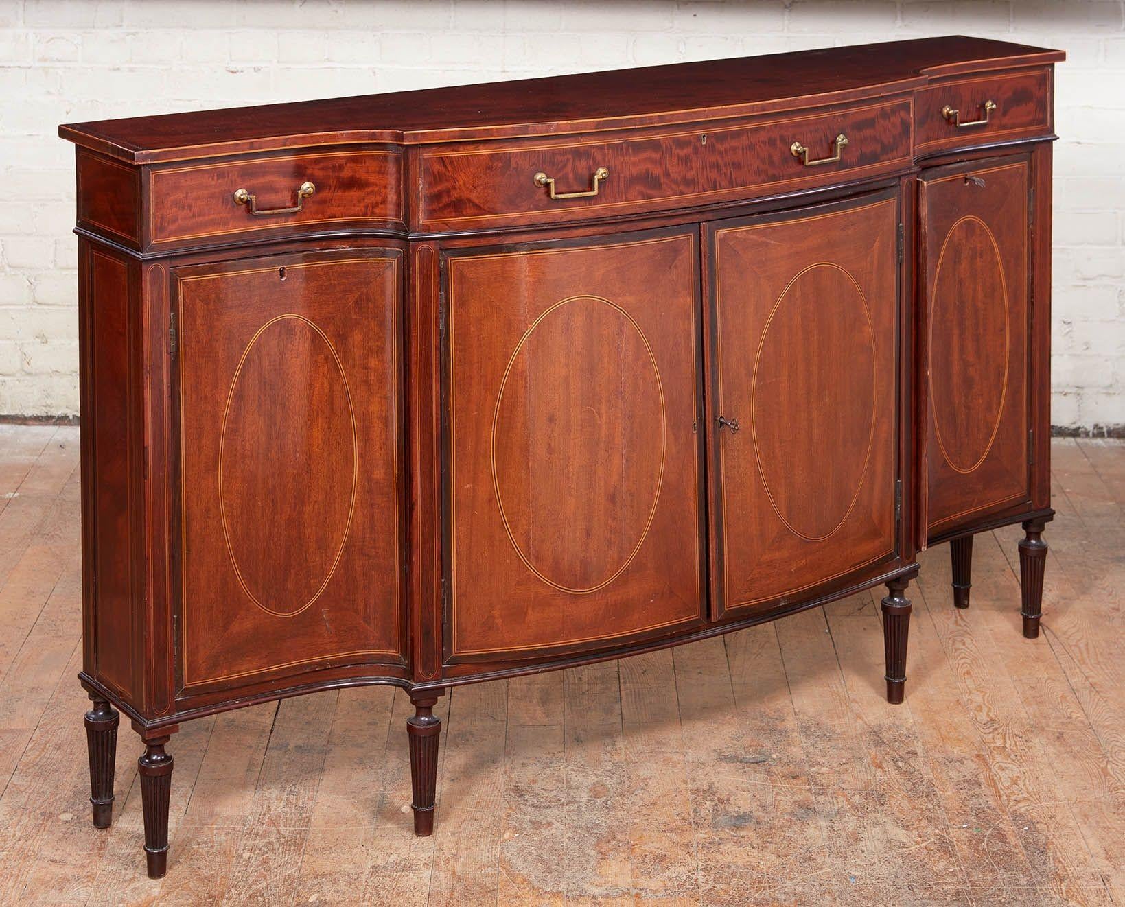 Armadio stretto in stile Adam di Wright and Mansfield in vendita 6
