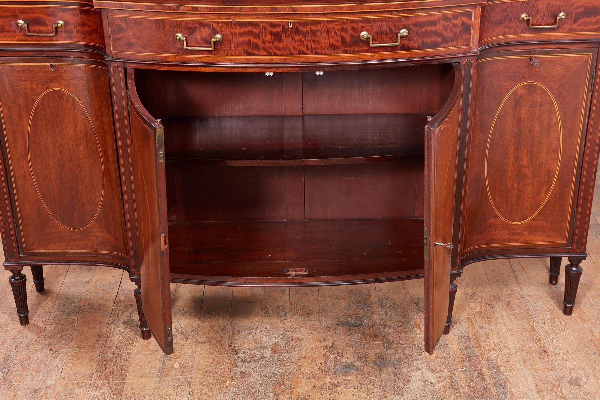 Narrow Adam Style Cabinet by Wright and Mansfield In Good Condition For Sale In Greenwich, CT