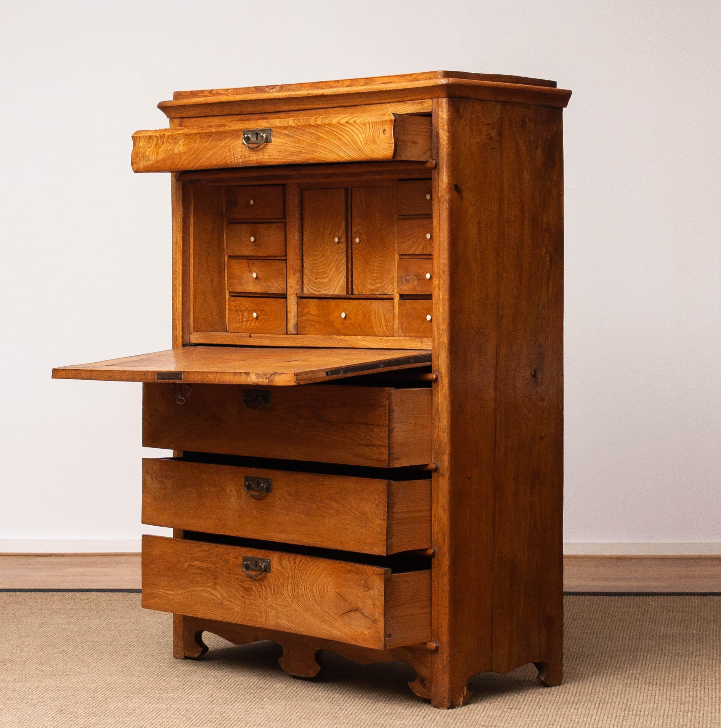 Narrow Antique Biedermeier Secretaire In Pine Sweden Late 19th Century 10