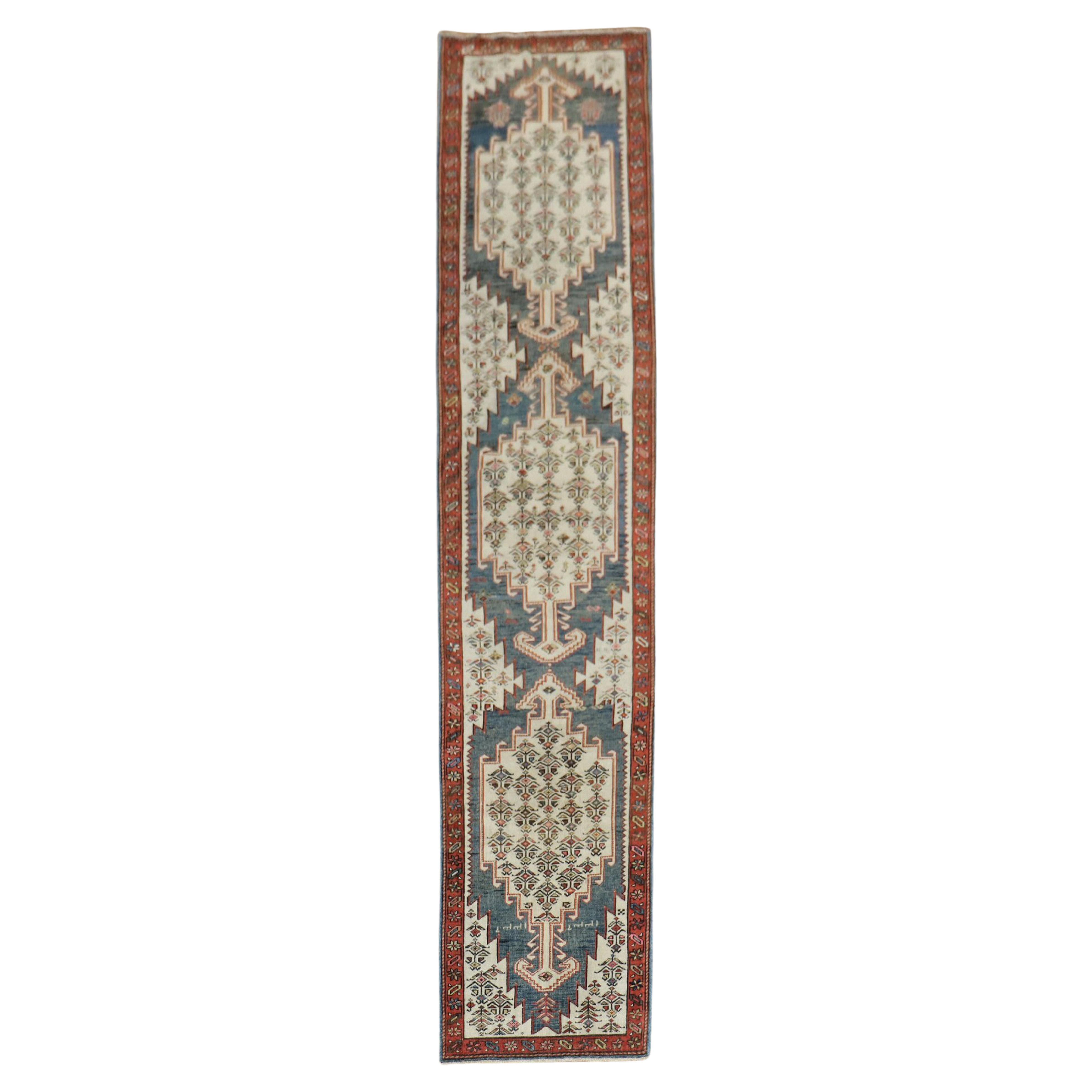 Tapis de couloir persan tribal ancien étroit