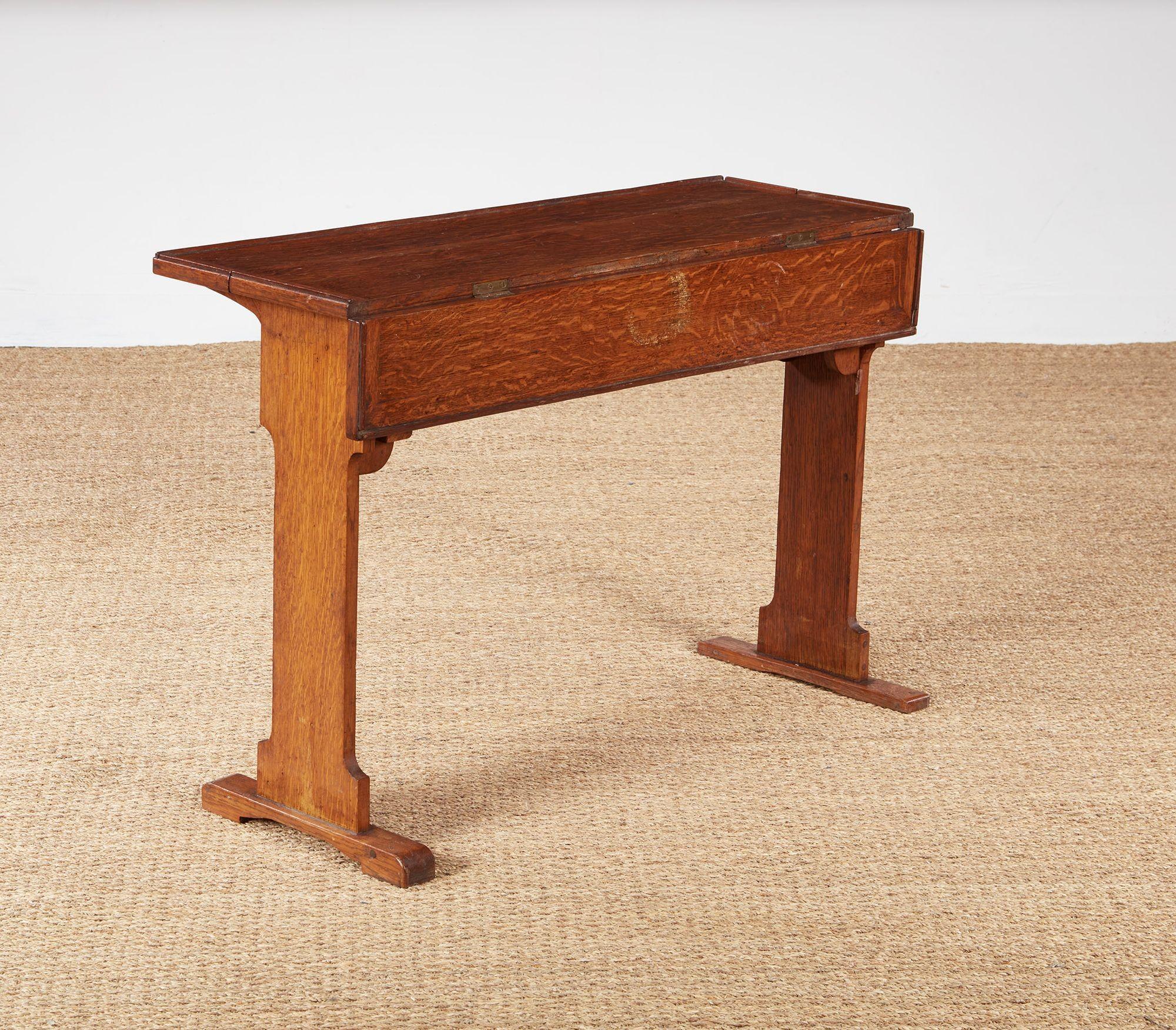 Narrow Arts & Crafts Hall Table For Sale 4