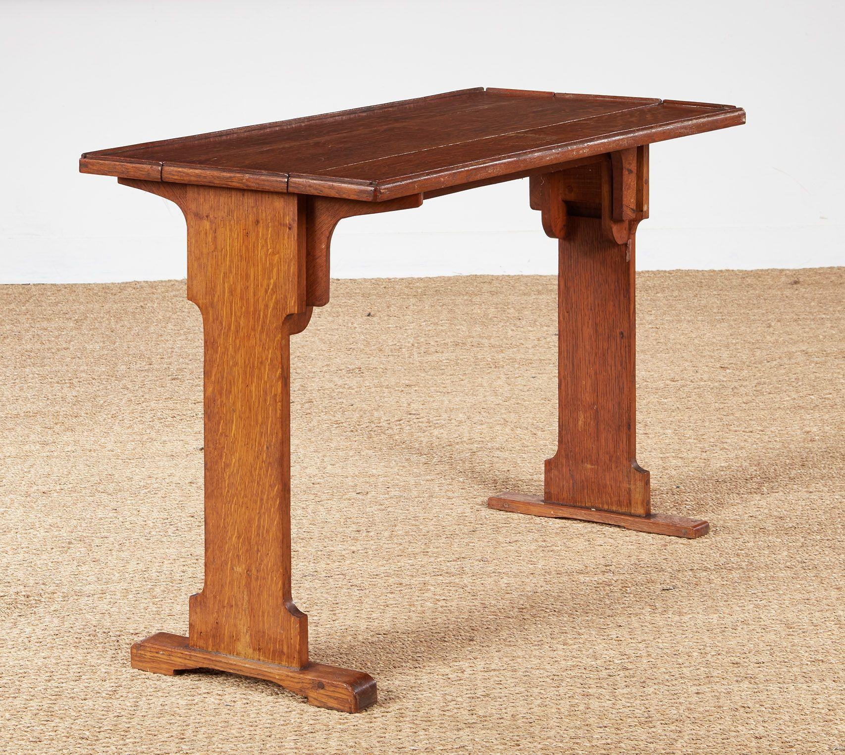 Early 20th Century Narrow Arts & Crafts Hall Table For Sale