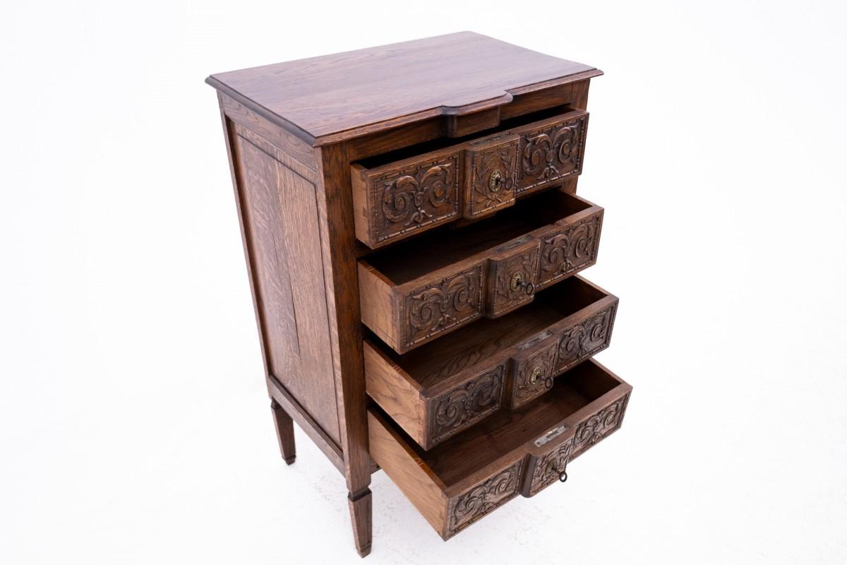 Neorinascimentale Cassettiera stretta, Francia, 1890 circa. in vendita