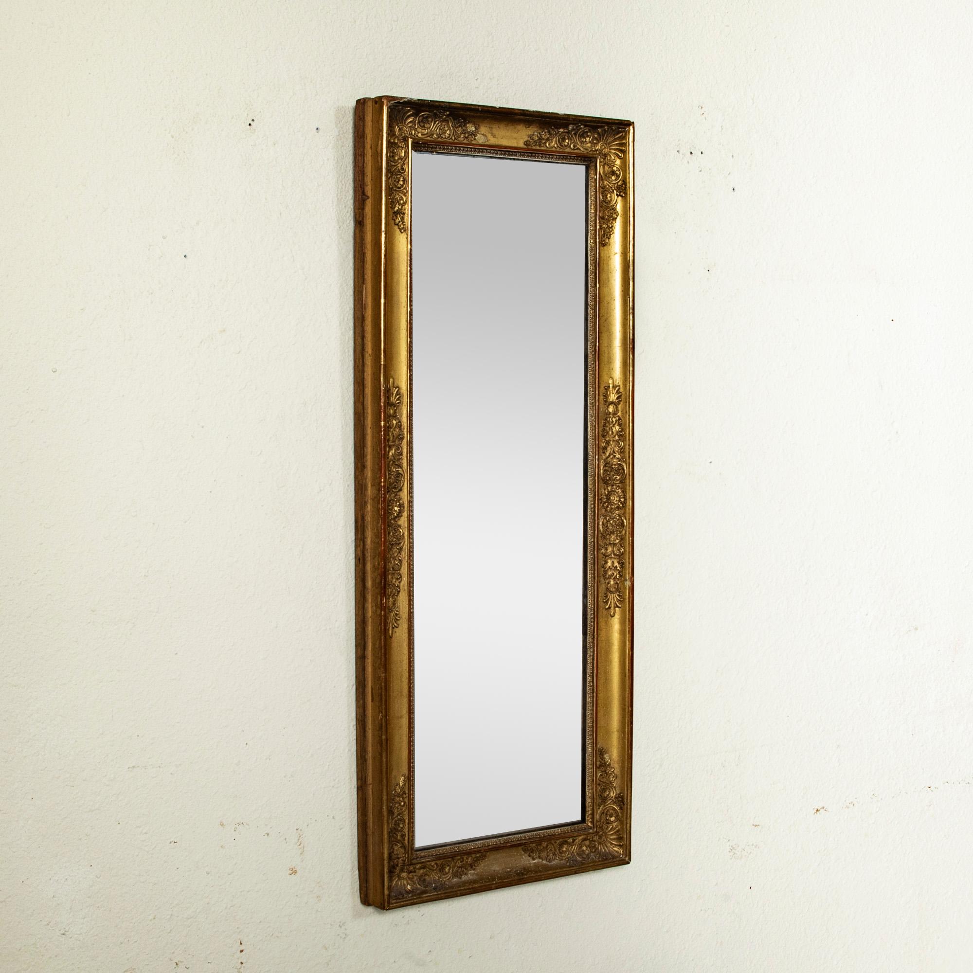 Narrow Early 19th Century French Restauration Period Giltwood Mirror For Sale 1