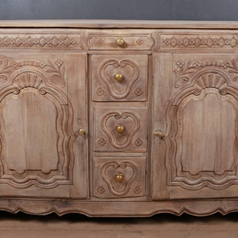 Narrow French Oak Enfilade or Sideboard In Good Condition In Leamington Spa, Warwickshire