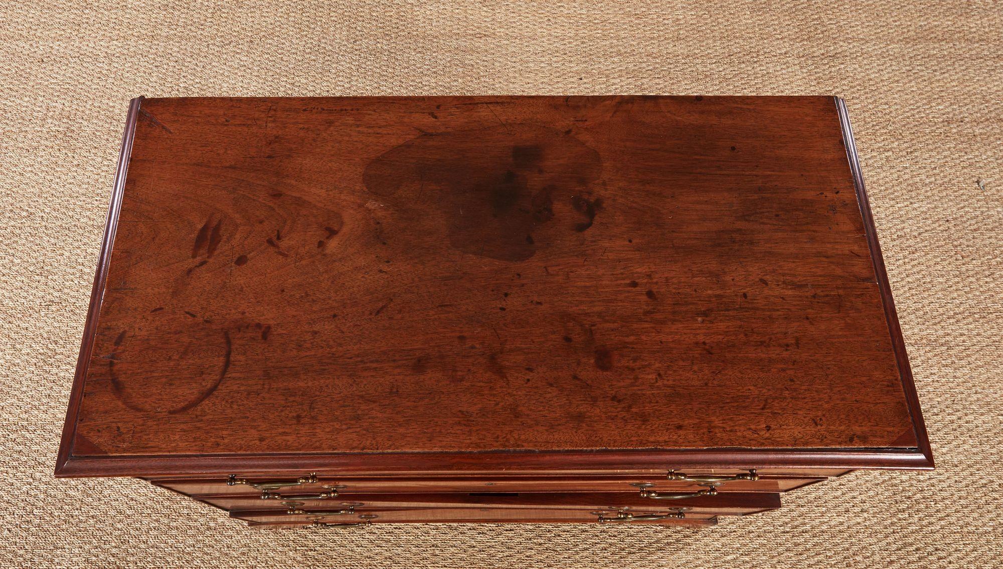 English Narrow George III Chest of Drawers For Sale