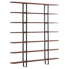 Schmale Etagere aus Eisen und Eiche, Belgien, um 1970 - Architektenentwurf.
