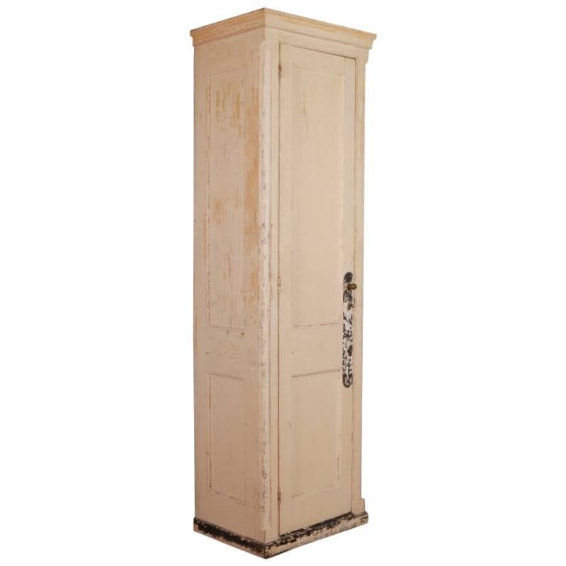 Narrow Linen Cupboard