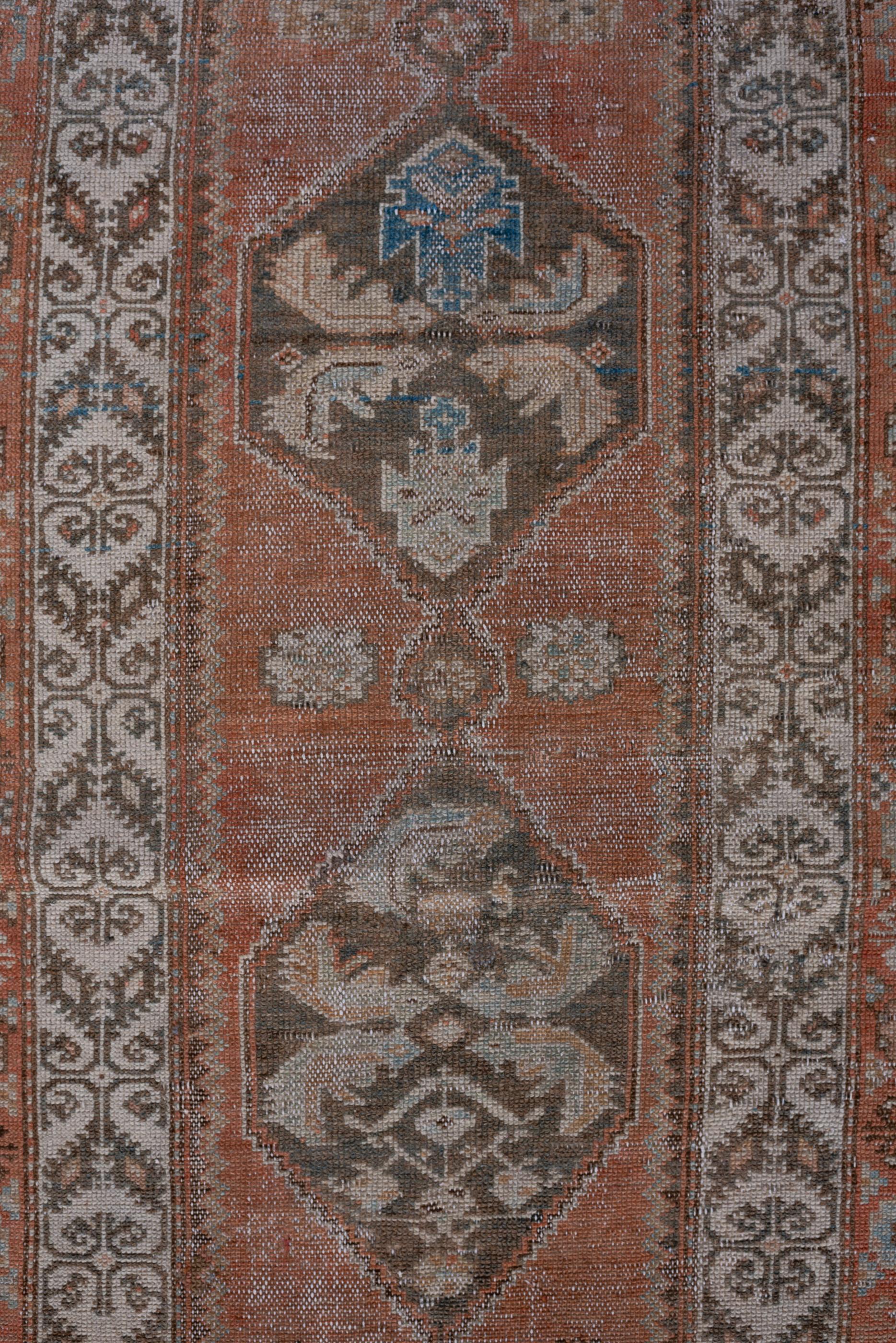 Narrow Malayer Runner with Rust Red Field In Good Condition For Sale In New York, NY